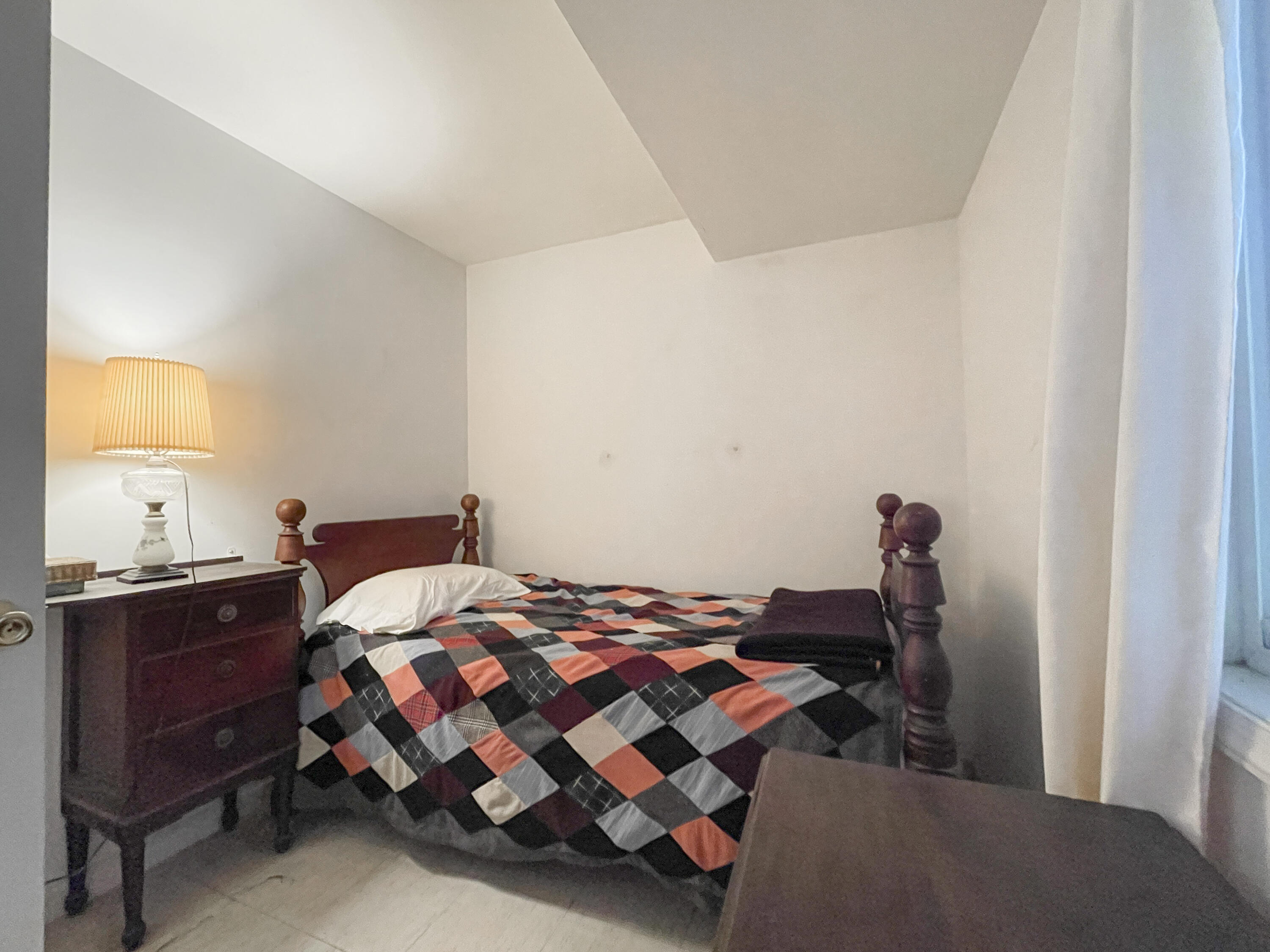 612 & 610 Stonewall St