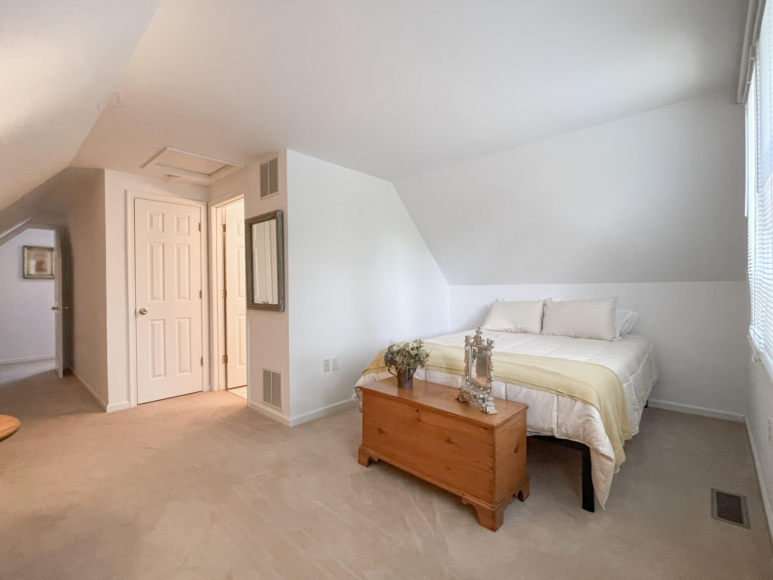 612 & 610 Stonewall St