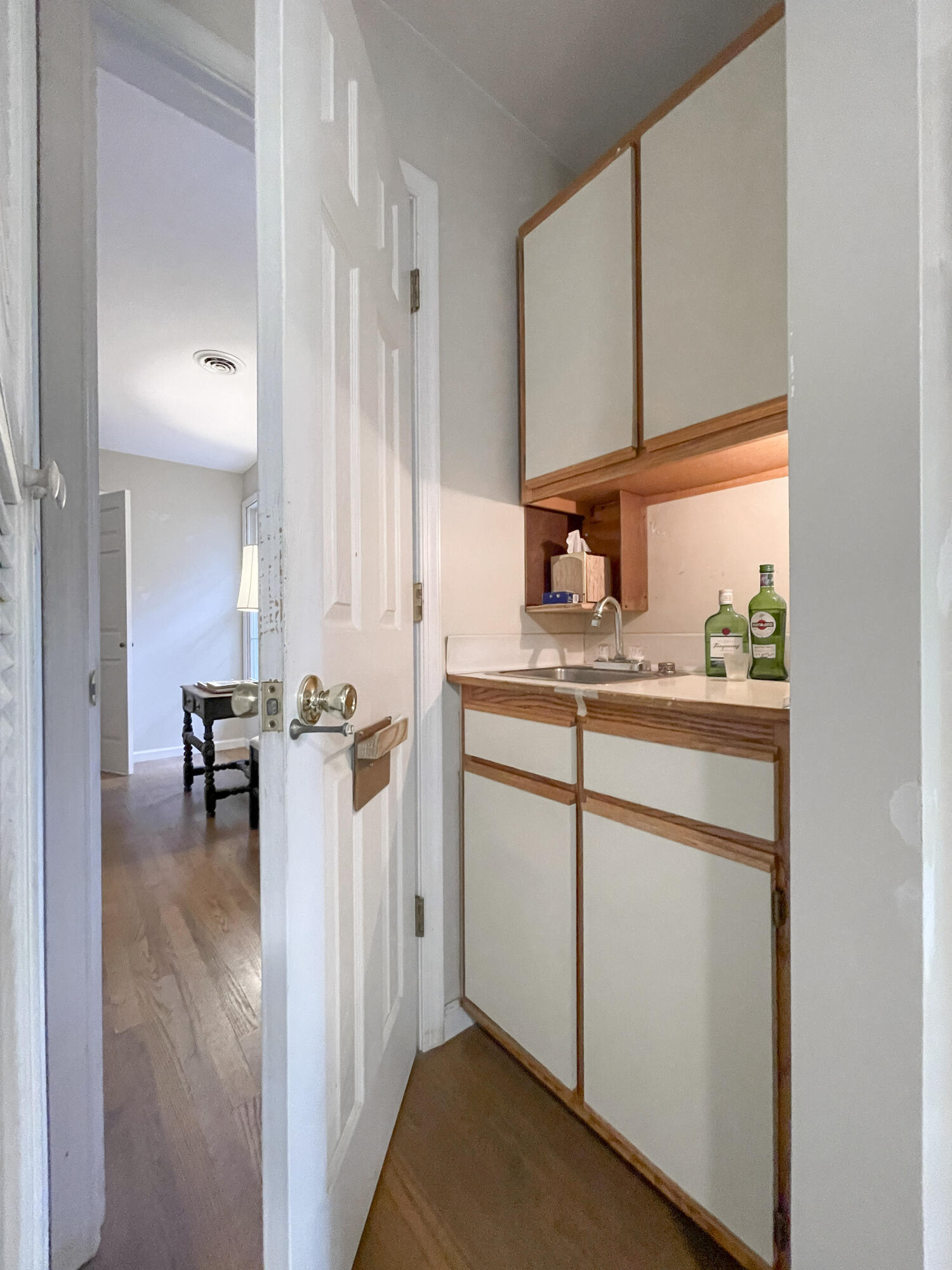 612 & 610 Stonewall St