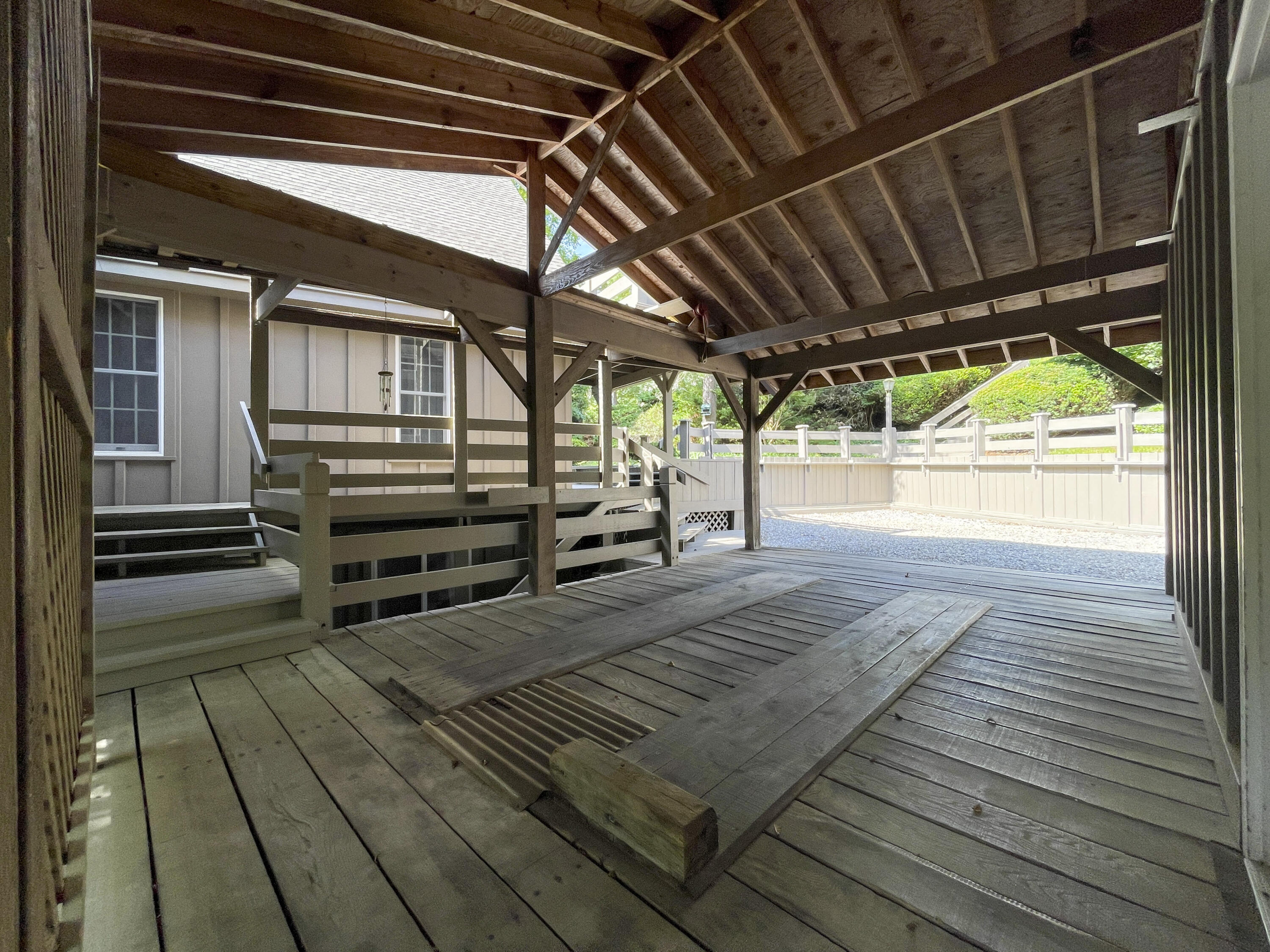 612 & 610 Stonewall St