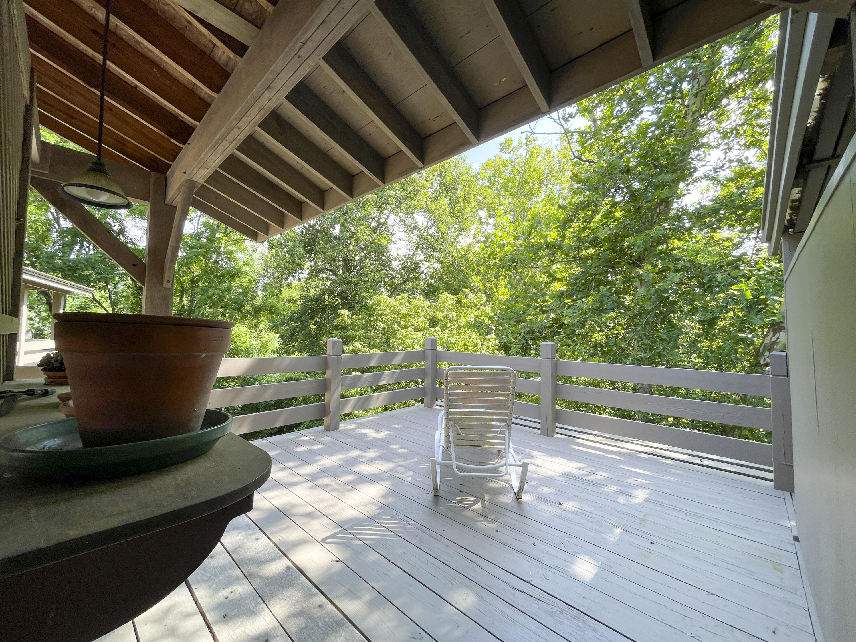 612 & 610 Stonewall St