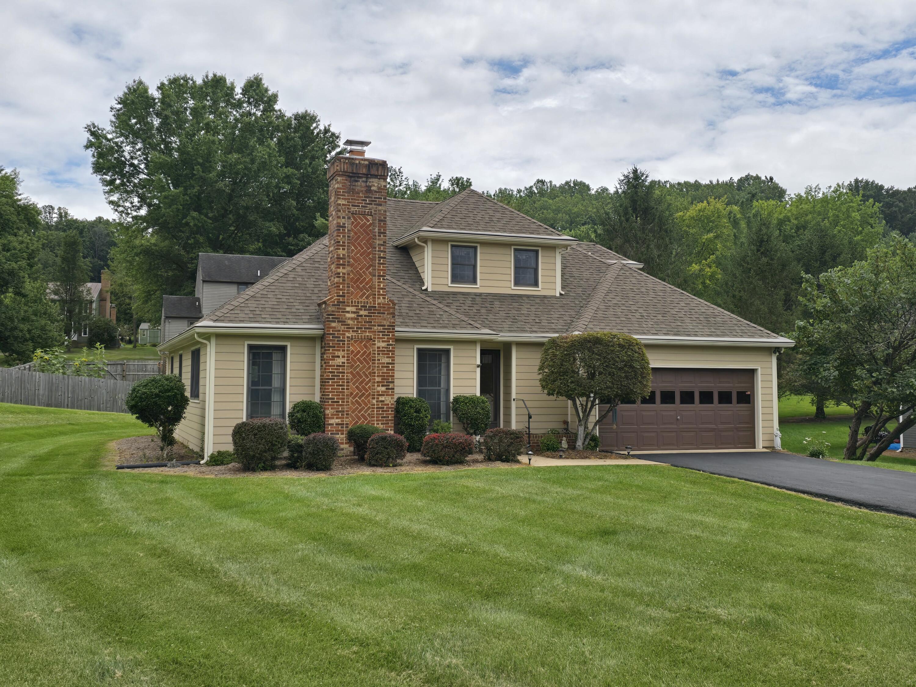 2 Grouse Run Rd