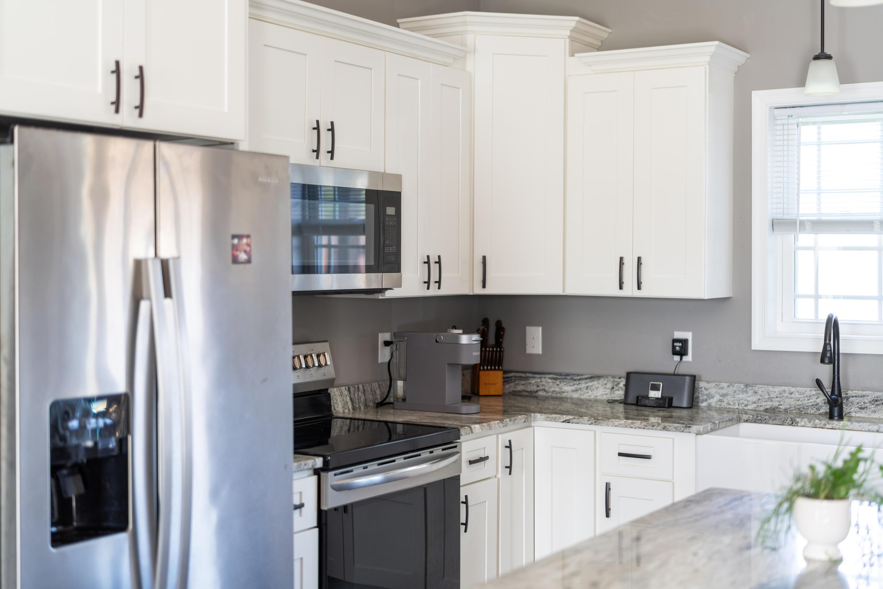 290 Thoroughbred Cir