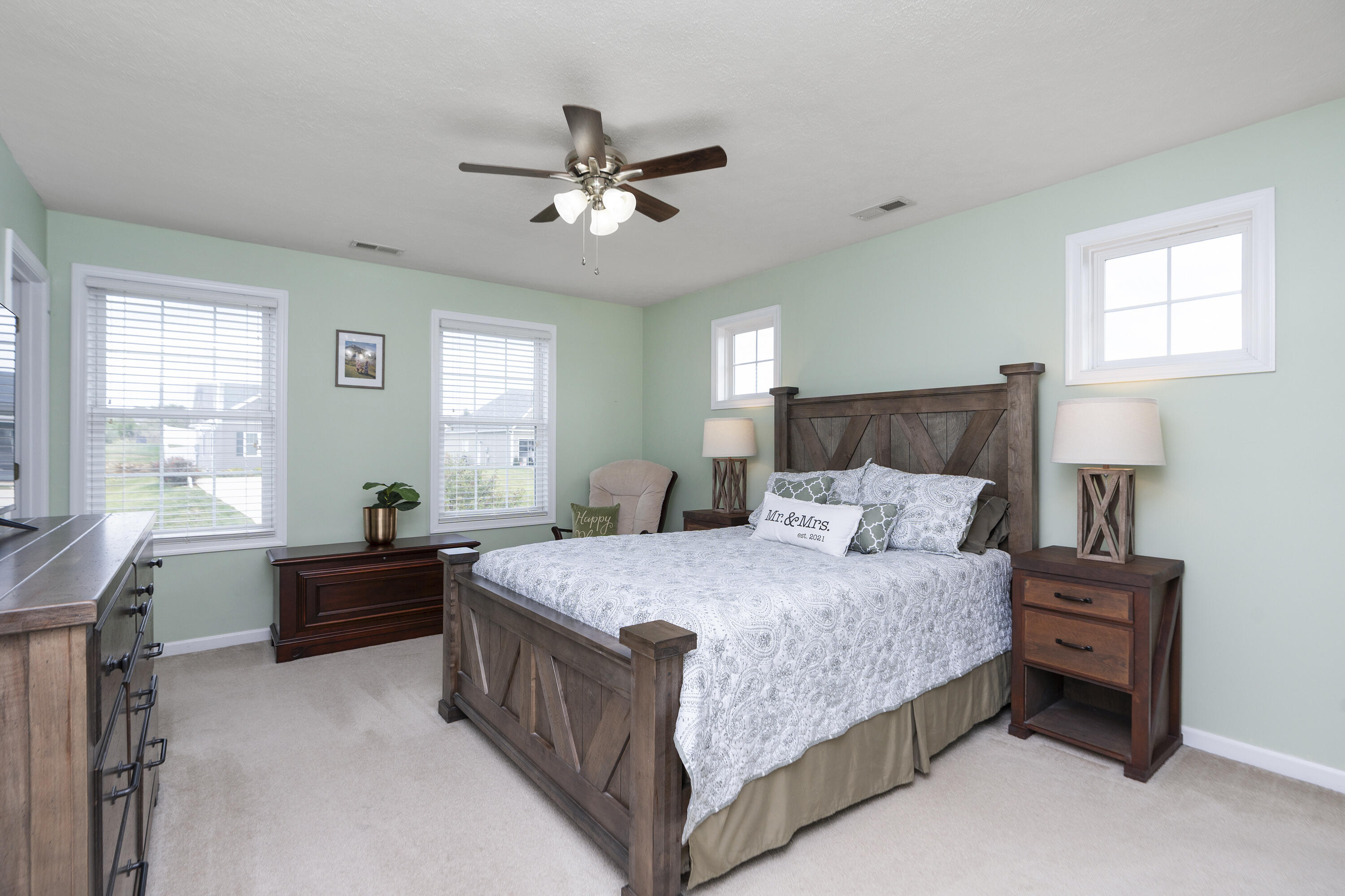 145 Thoroughbred Cir