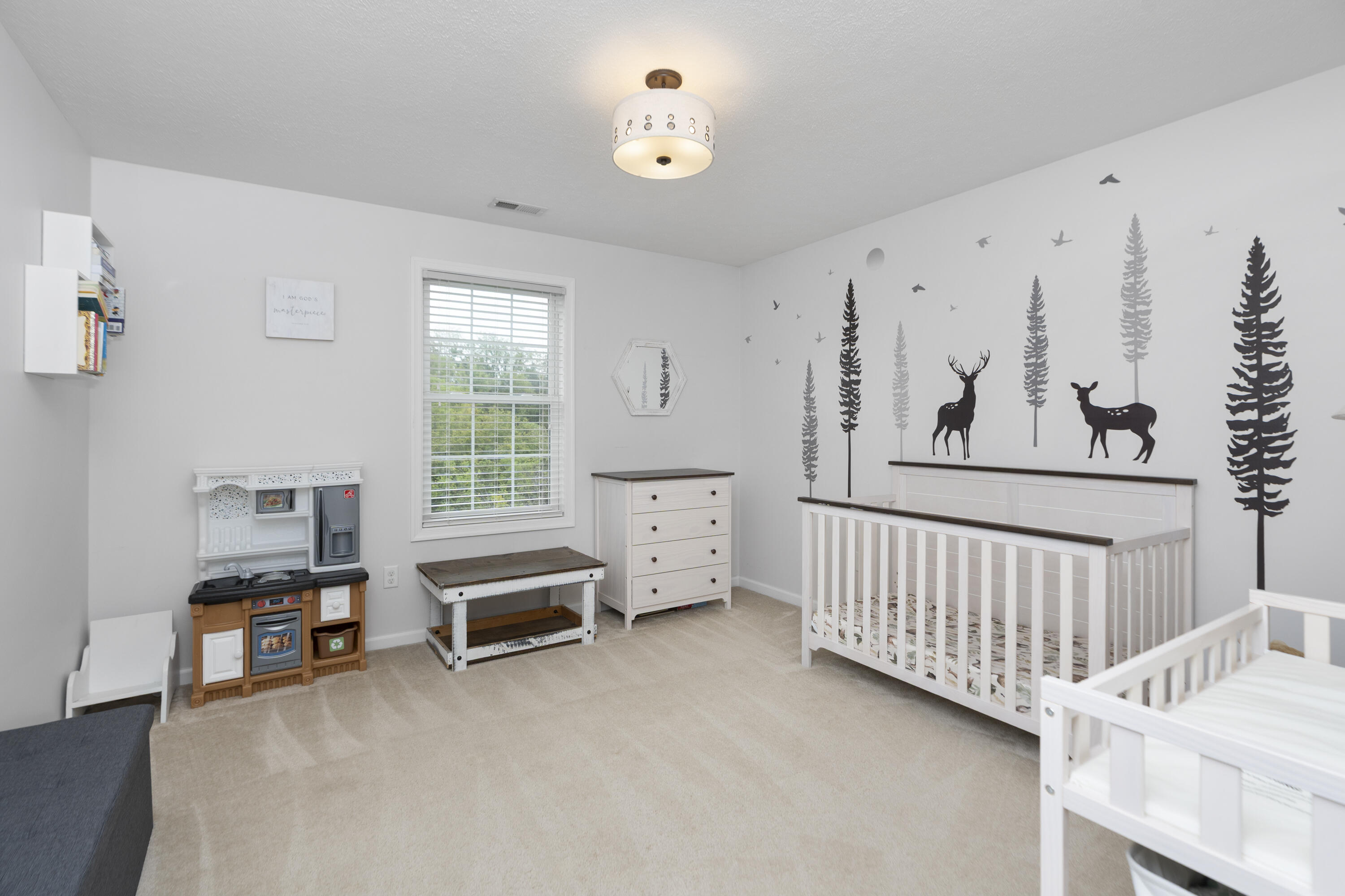 145 Thoroughbred Cir