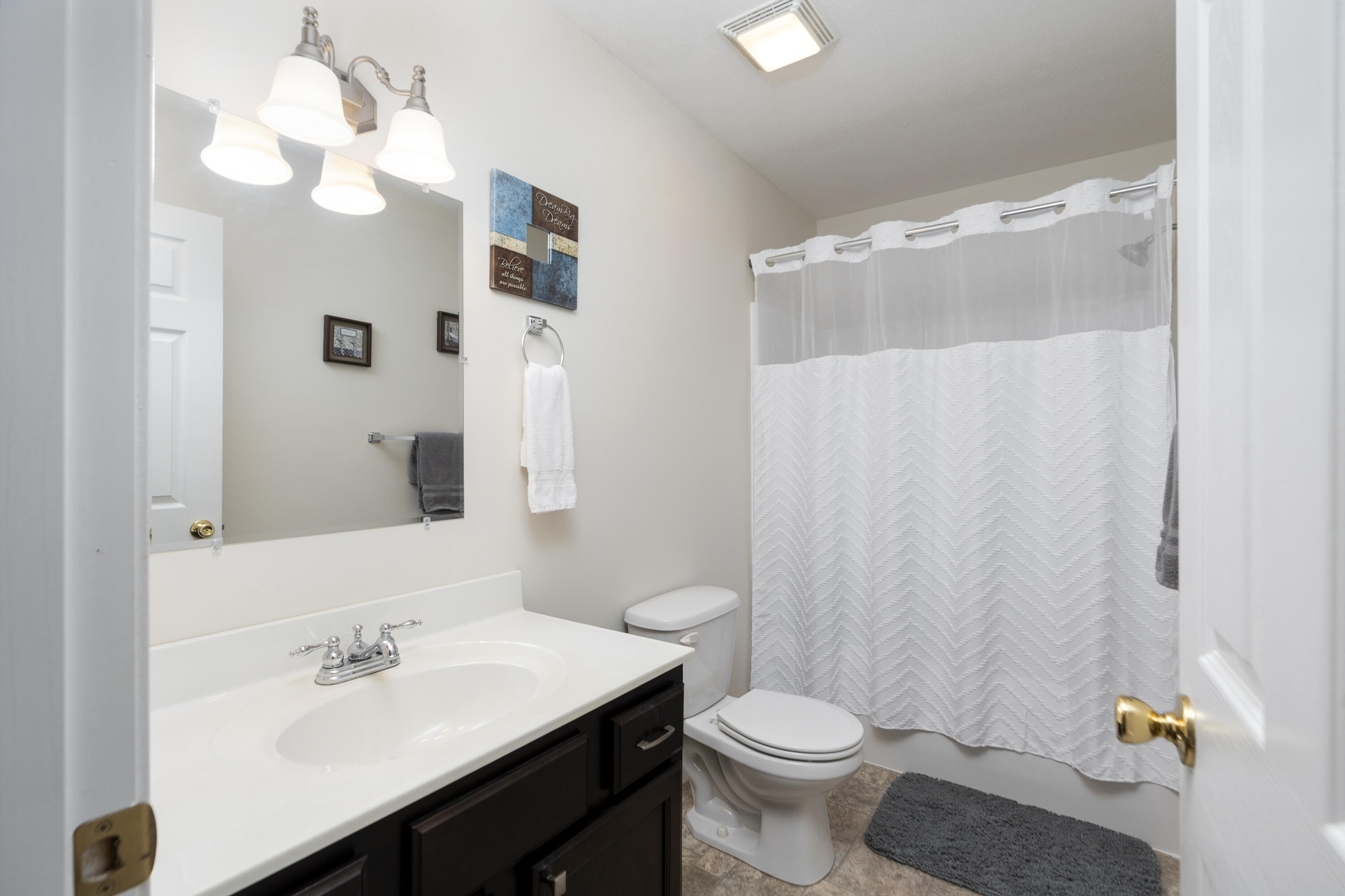 145 Thoroughbred Cir