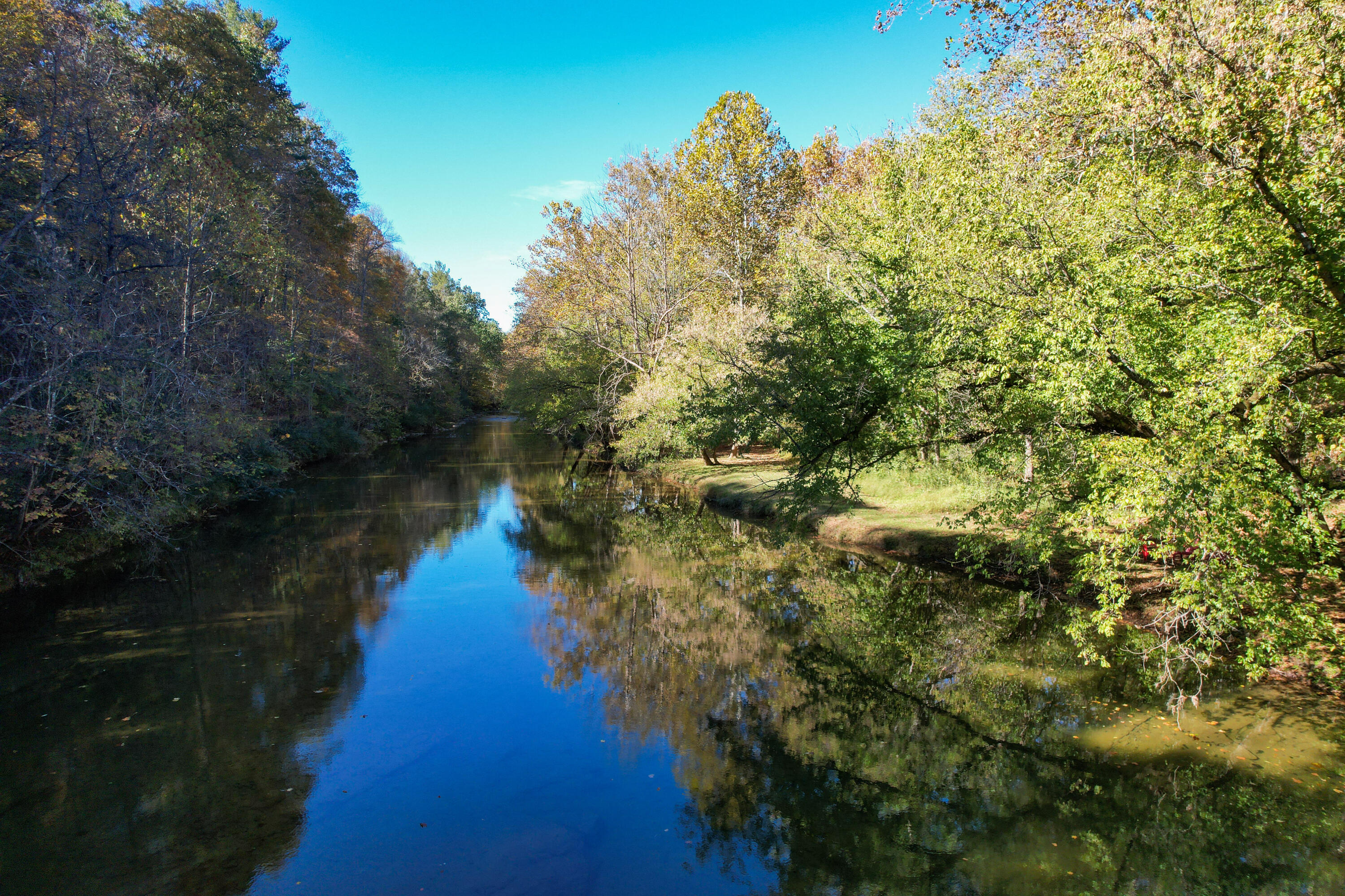 41 Twin Rivers Ln