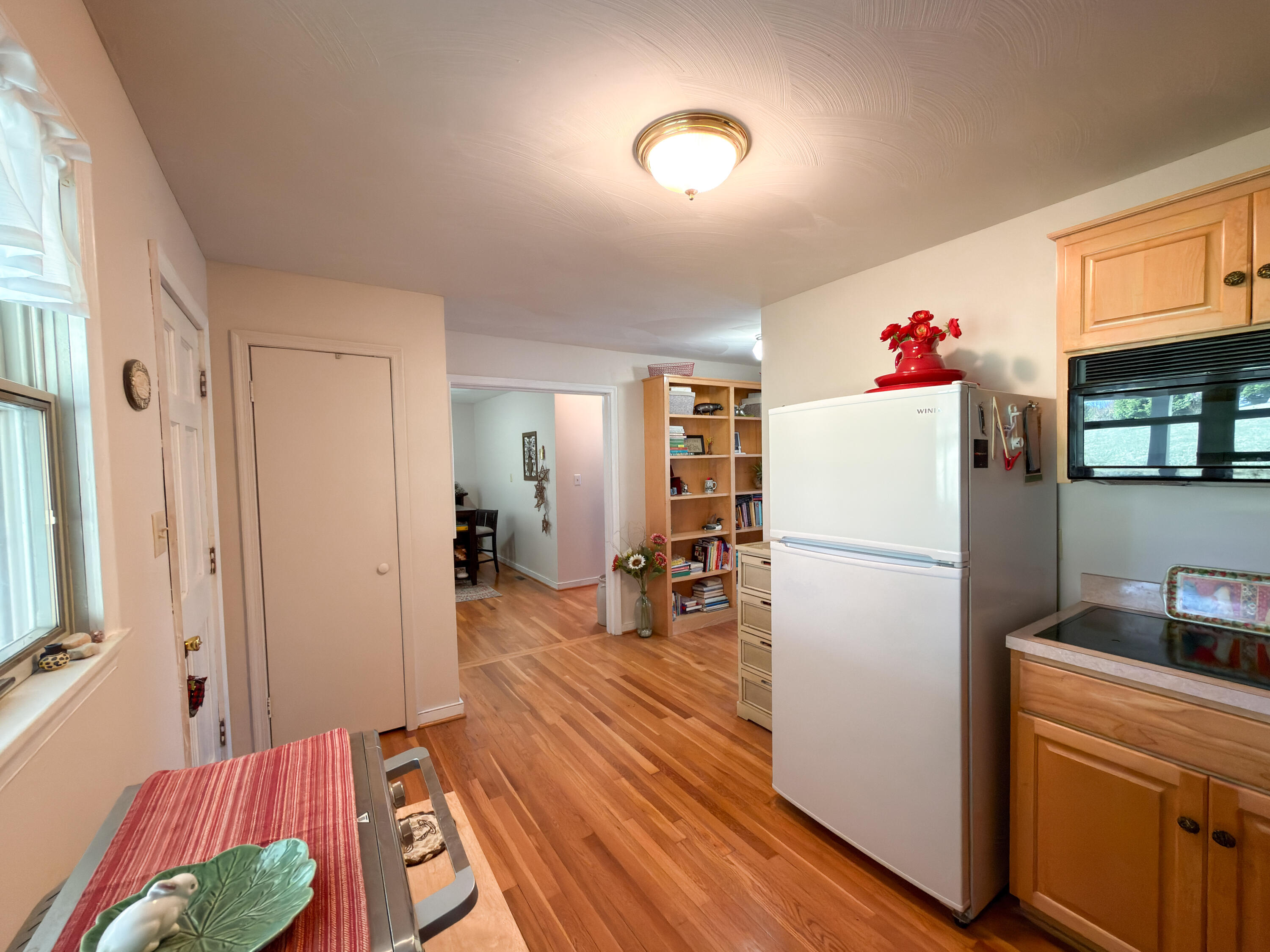41 Twin Rivers Ln