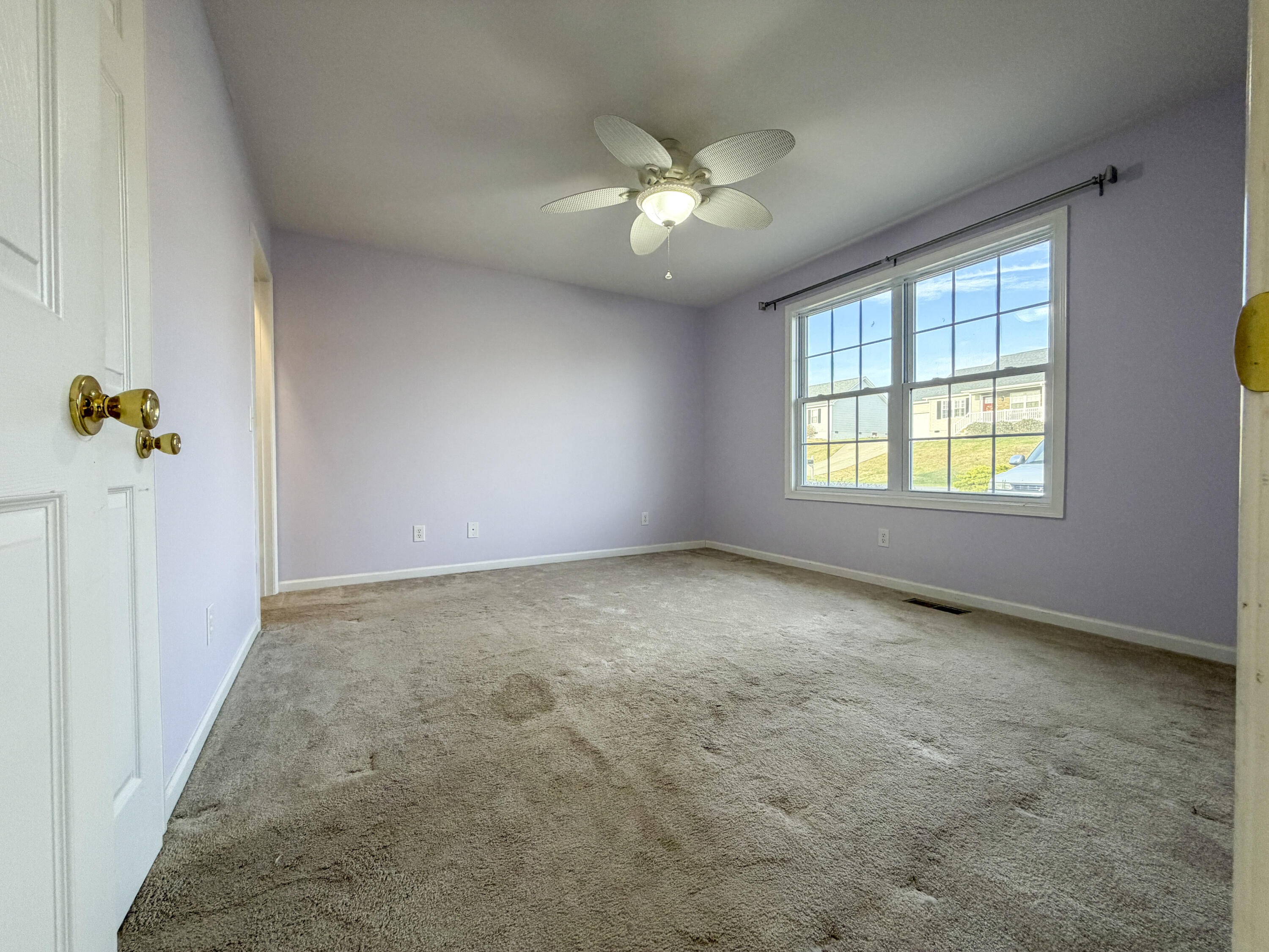 73 Thoroughbred Cir