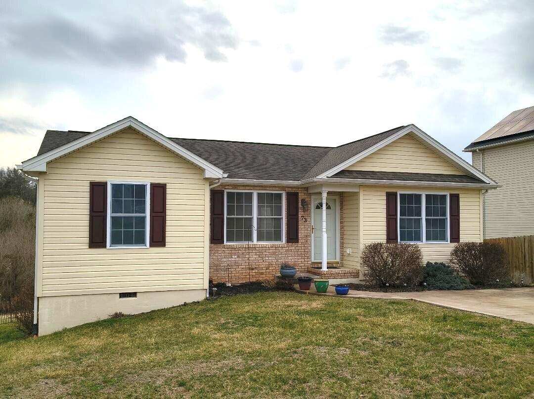 73 Thoroughbred Cir