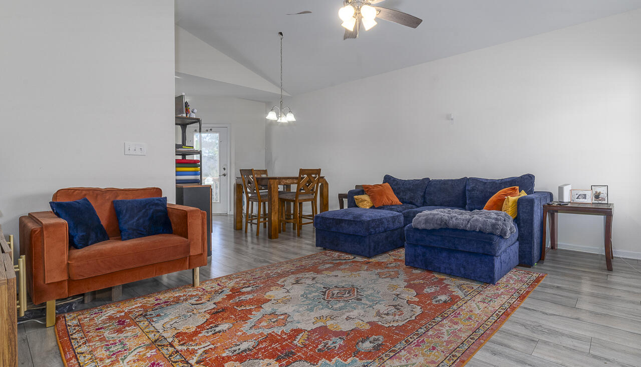71 Triple Crown Dr