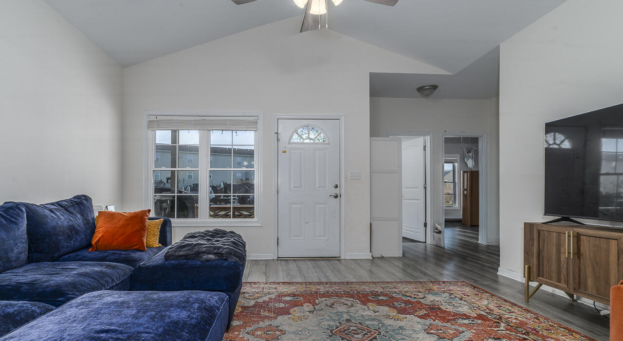 71 Triple Crown Dr