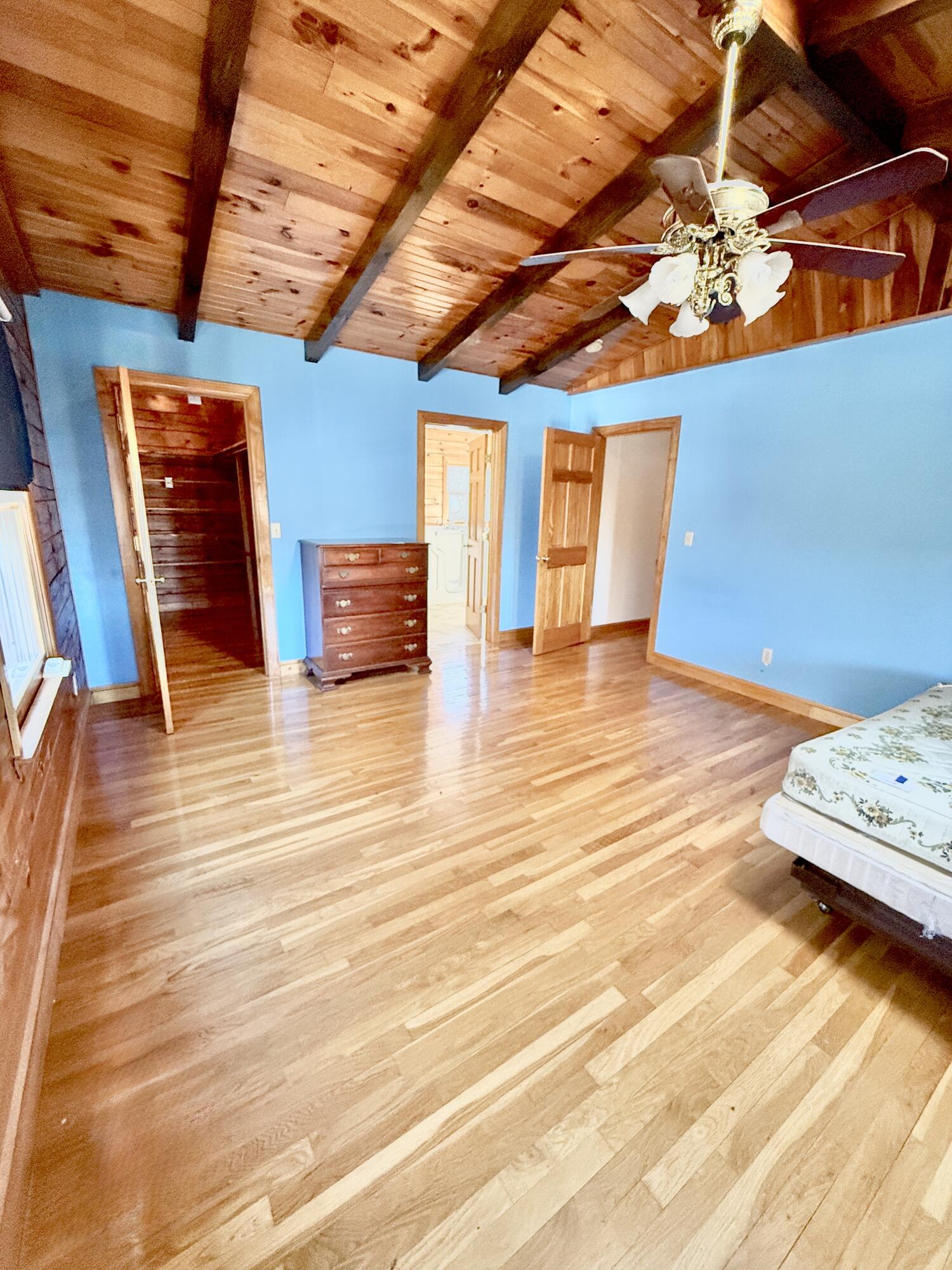 29 Bonnie Brae Ln