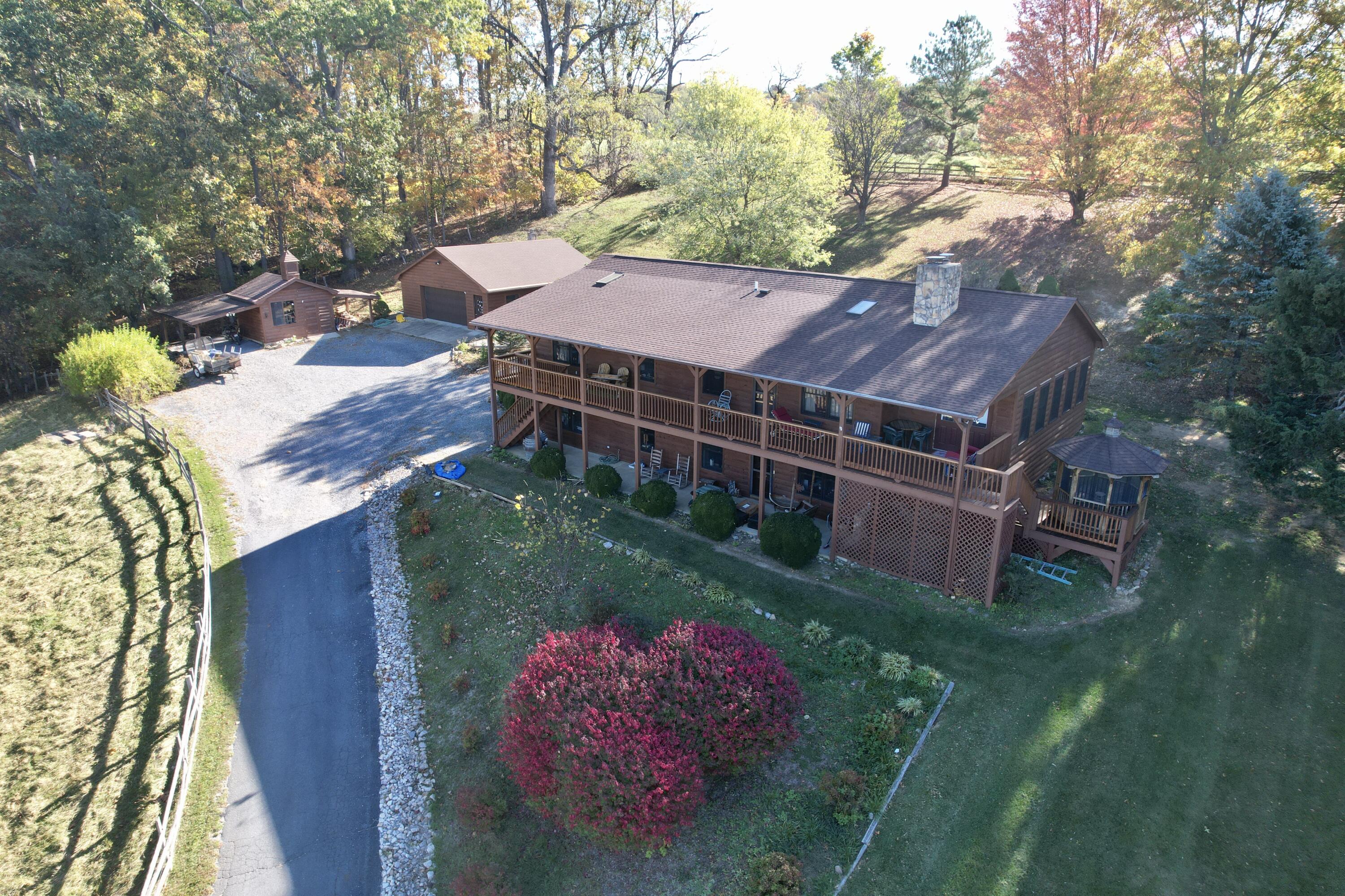 29 Bonnie Brae Ln