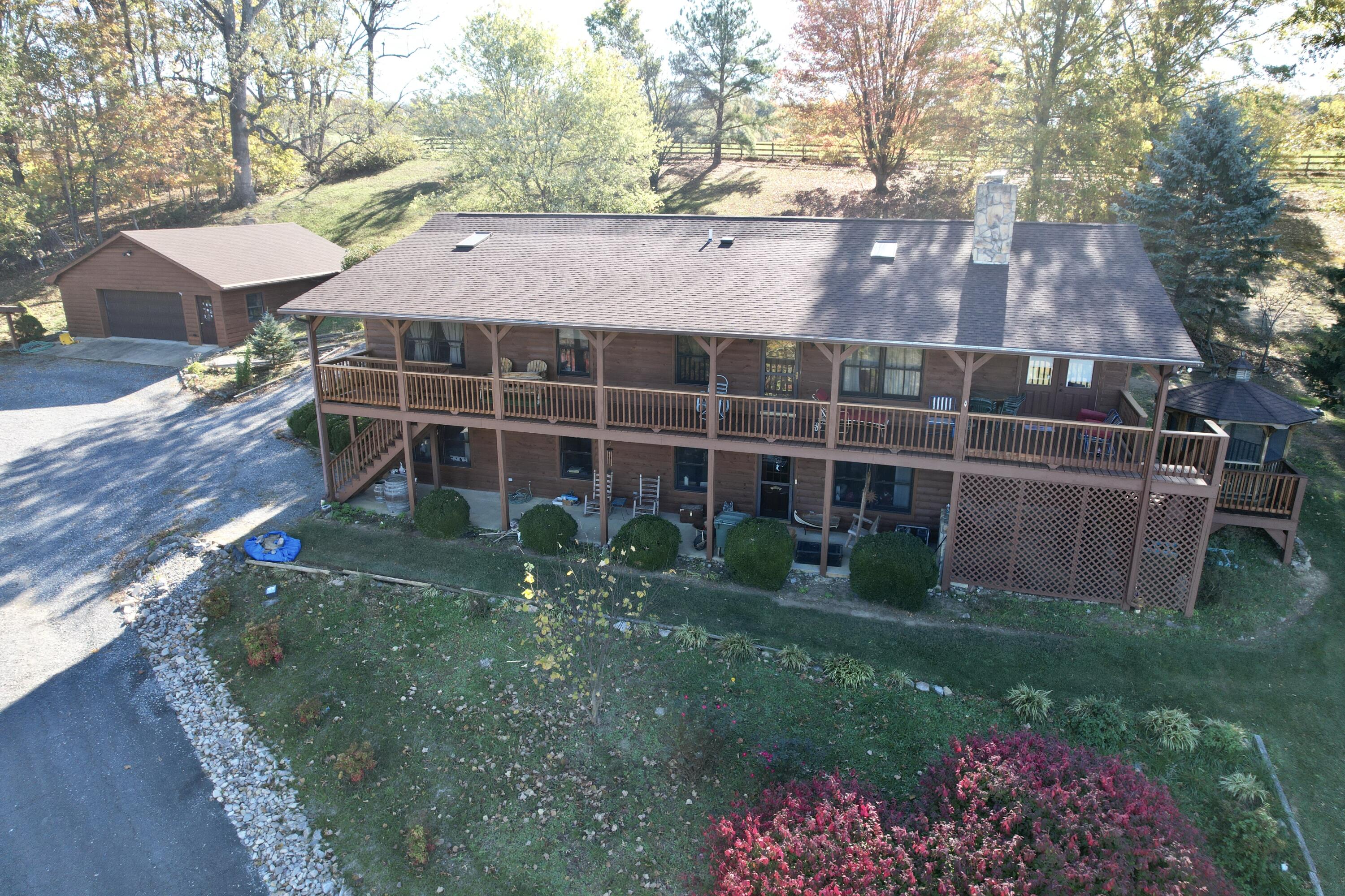 29 Bonnie Brae Ln