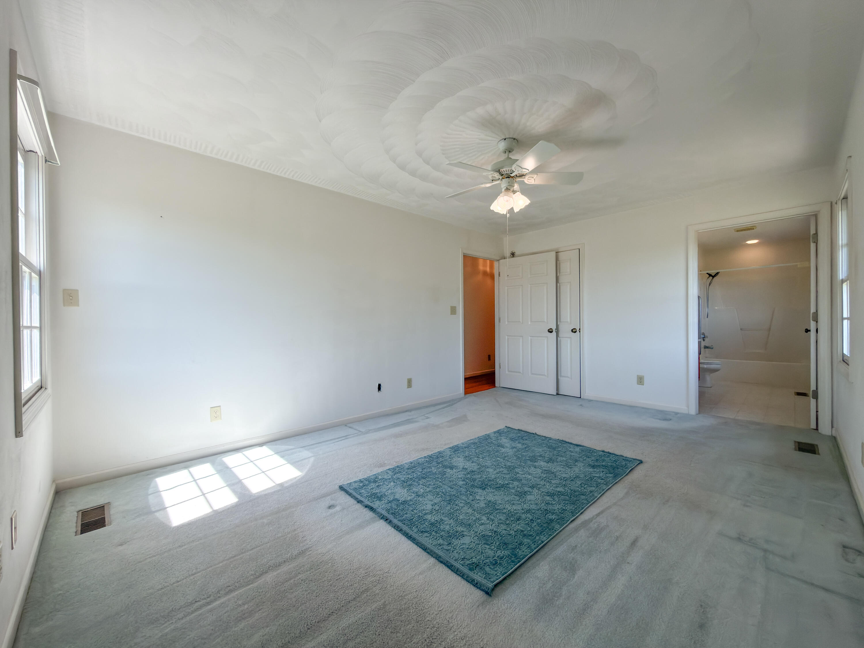 348 Short Hill Dr