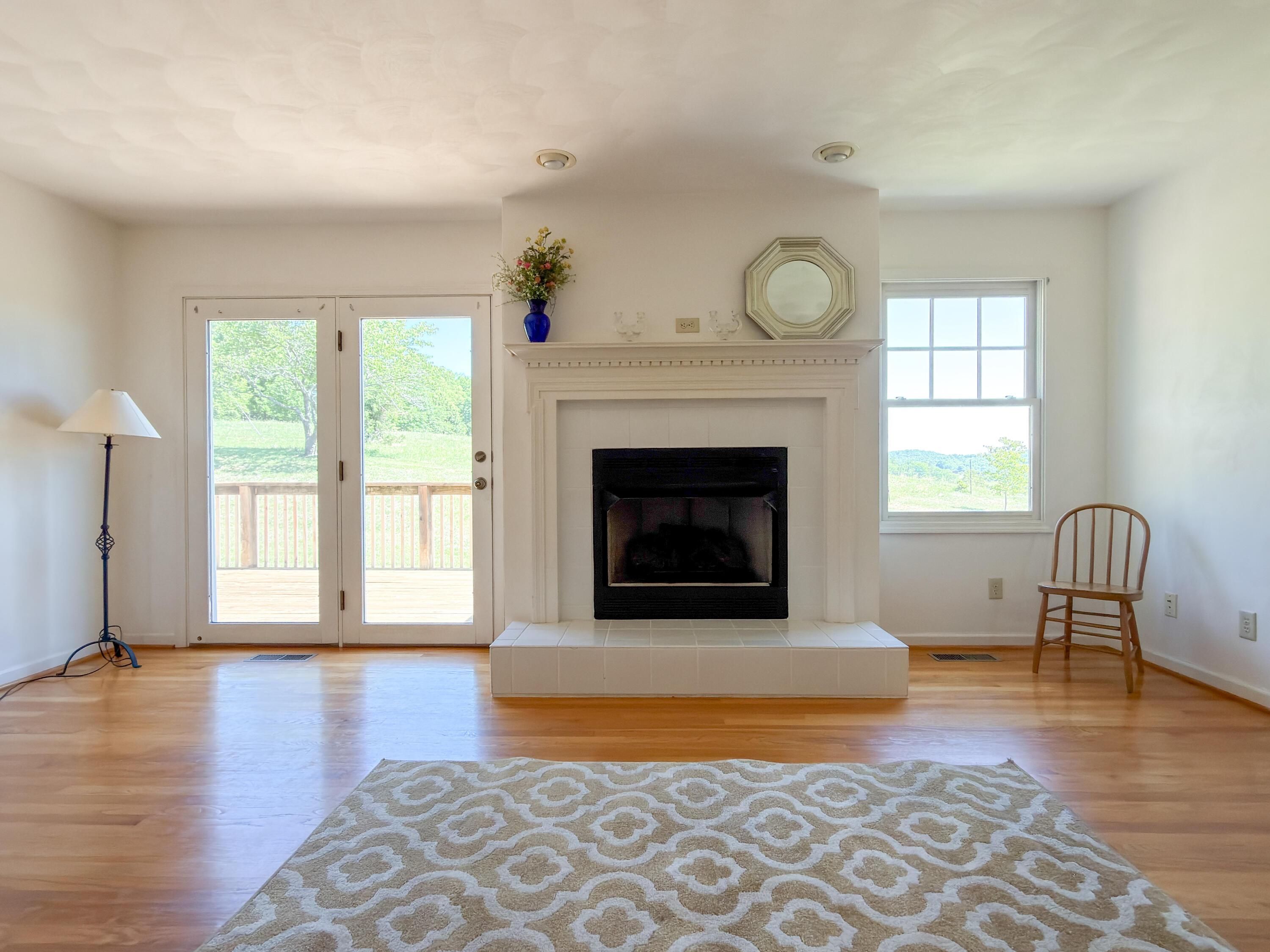 348 Short Hill Dr