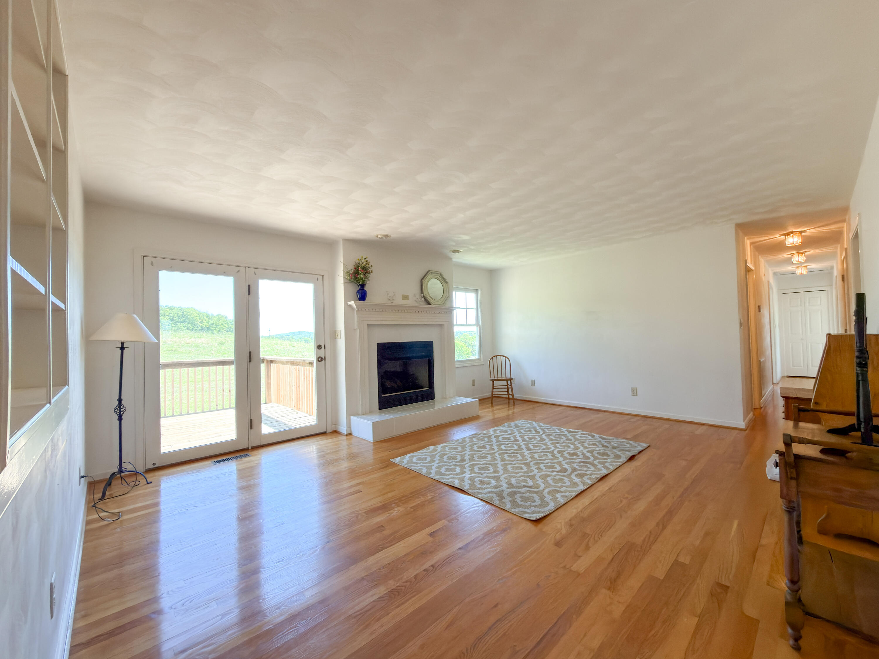 348 Short Hill Dr
