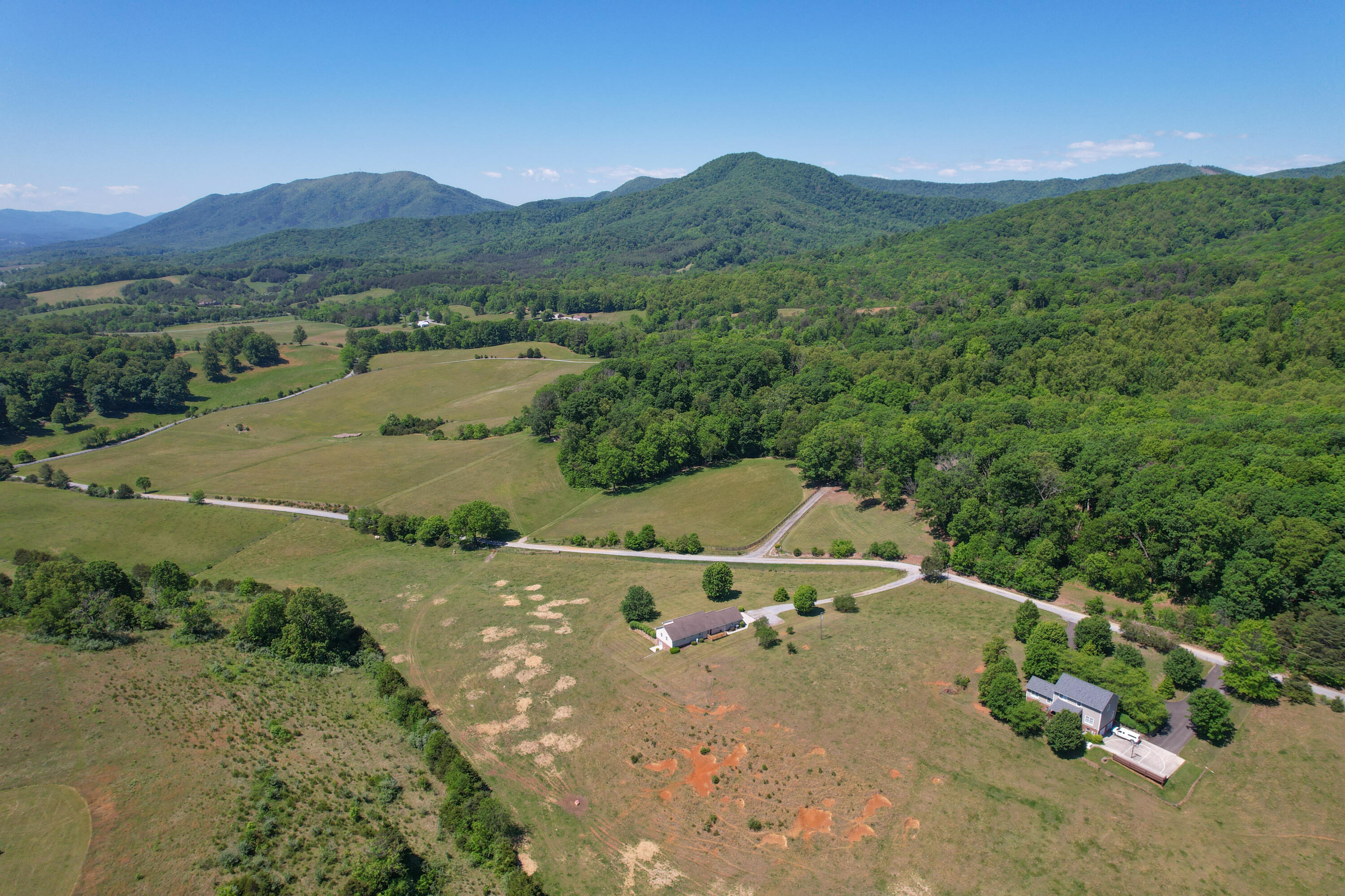 348 Short Hill Dr