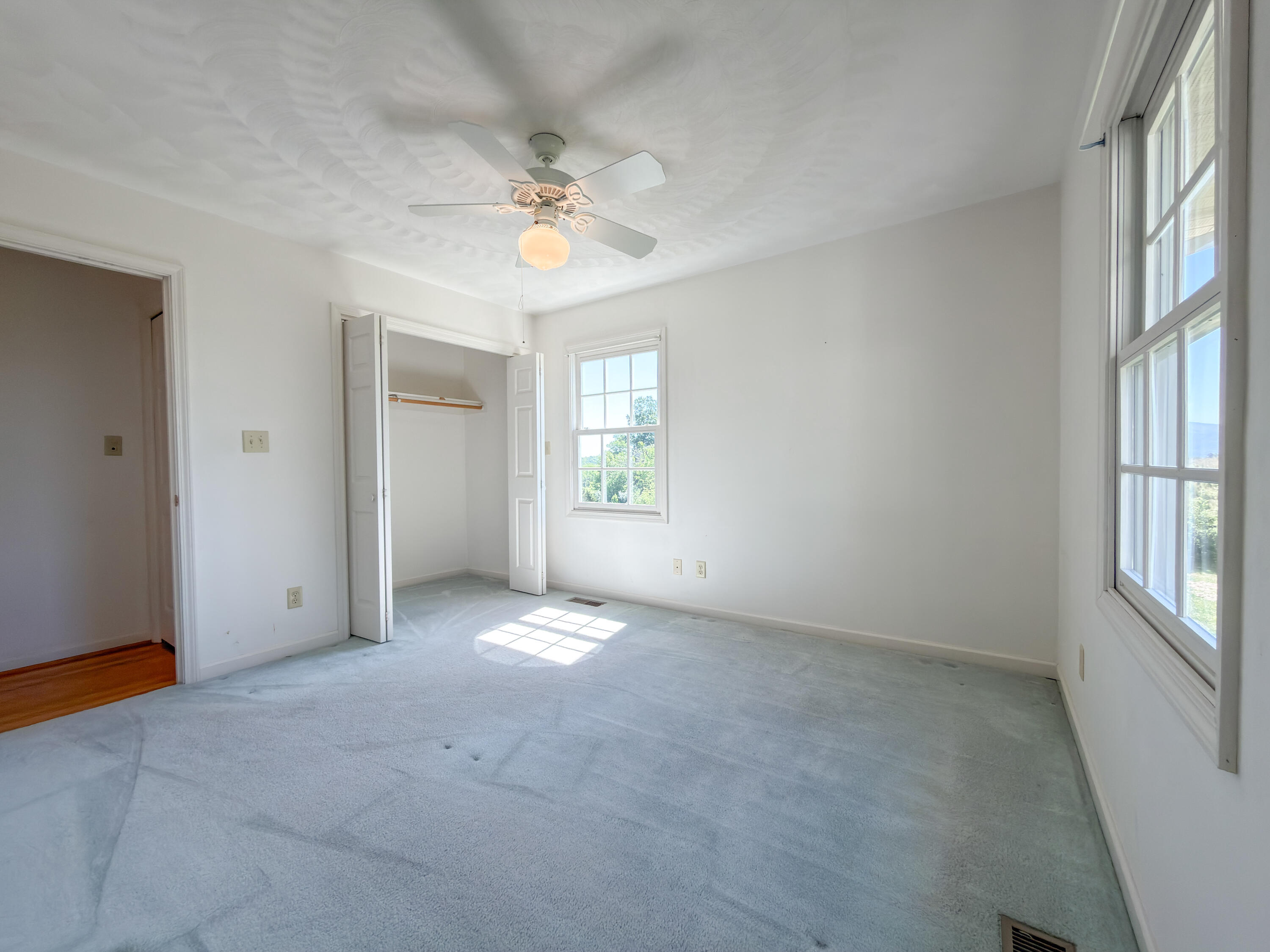 348 Short Hill Dr