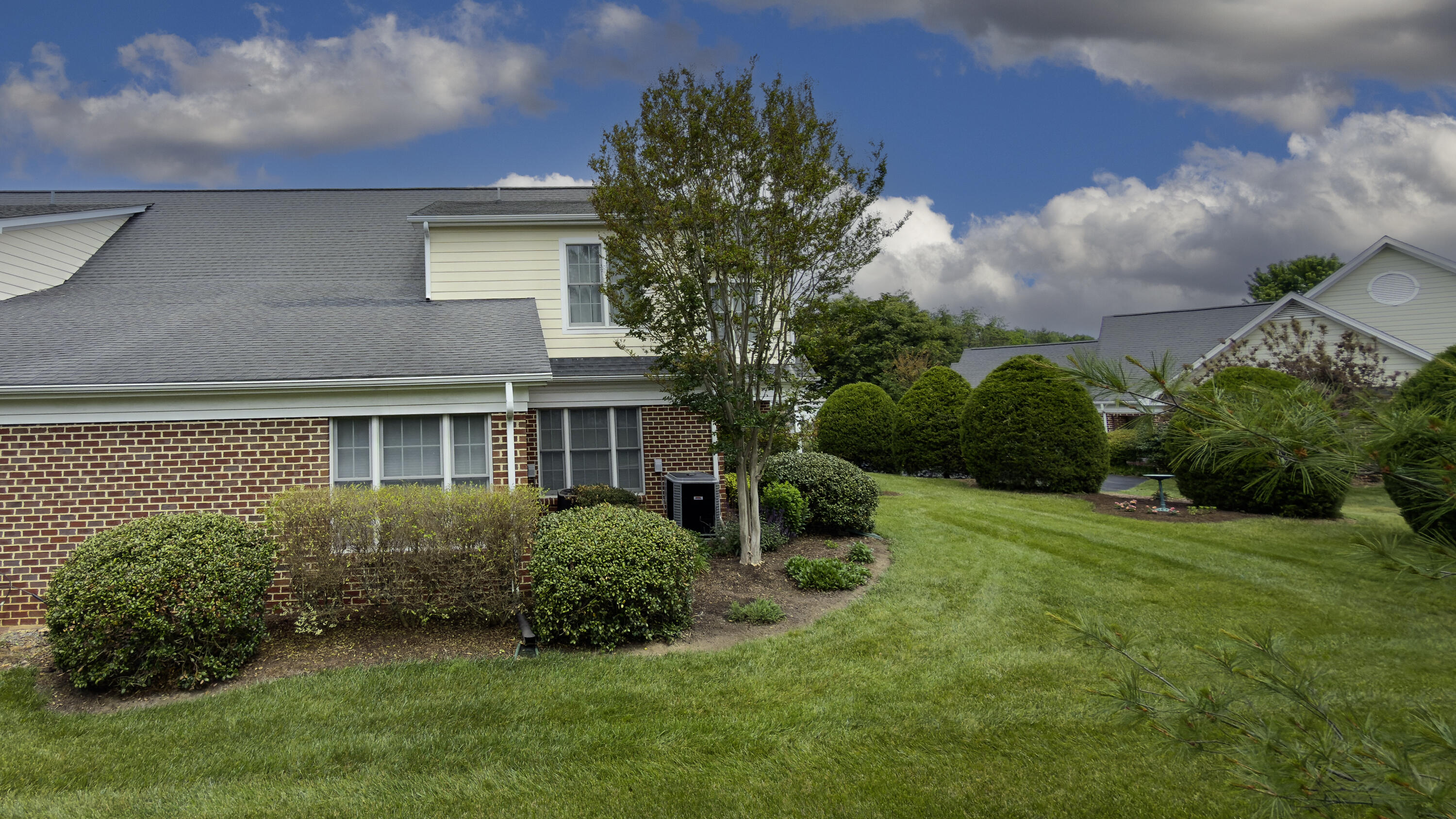 22 HAVEN OAK Ct