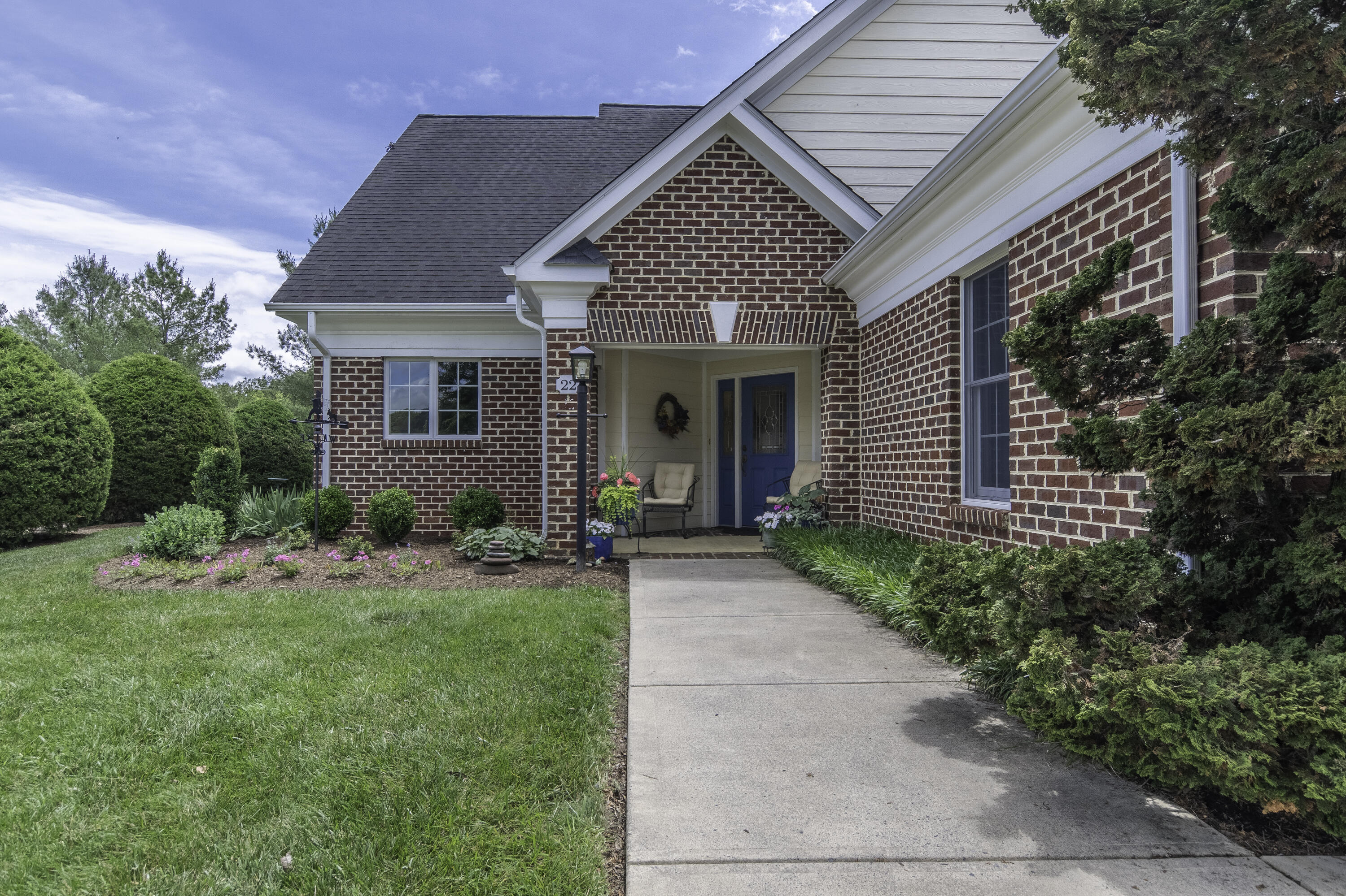 22 HAVEN OAK Ct