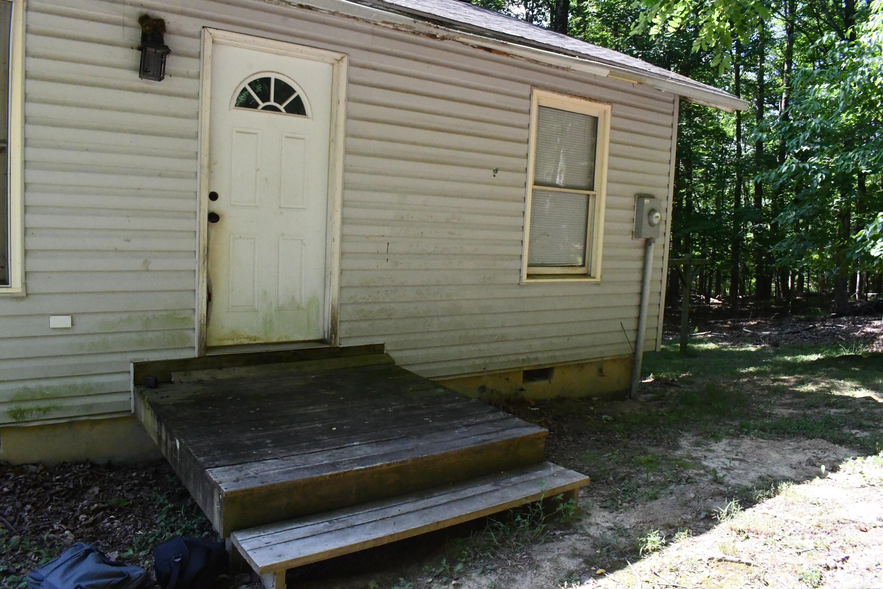 830 Honey Hollow Road