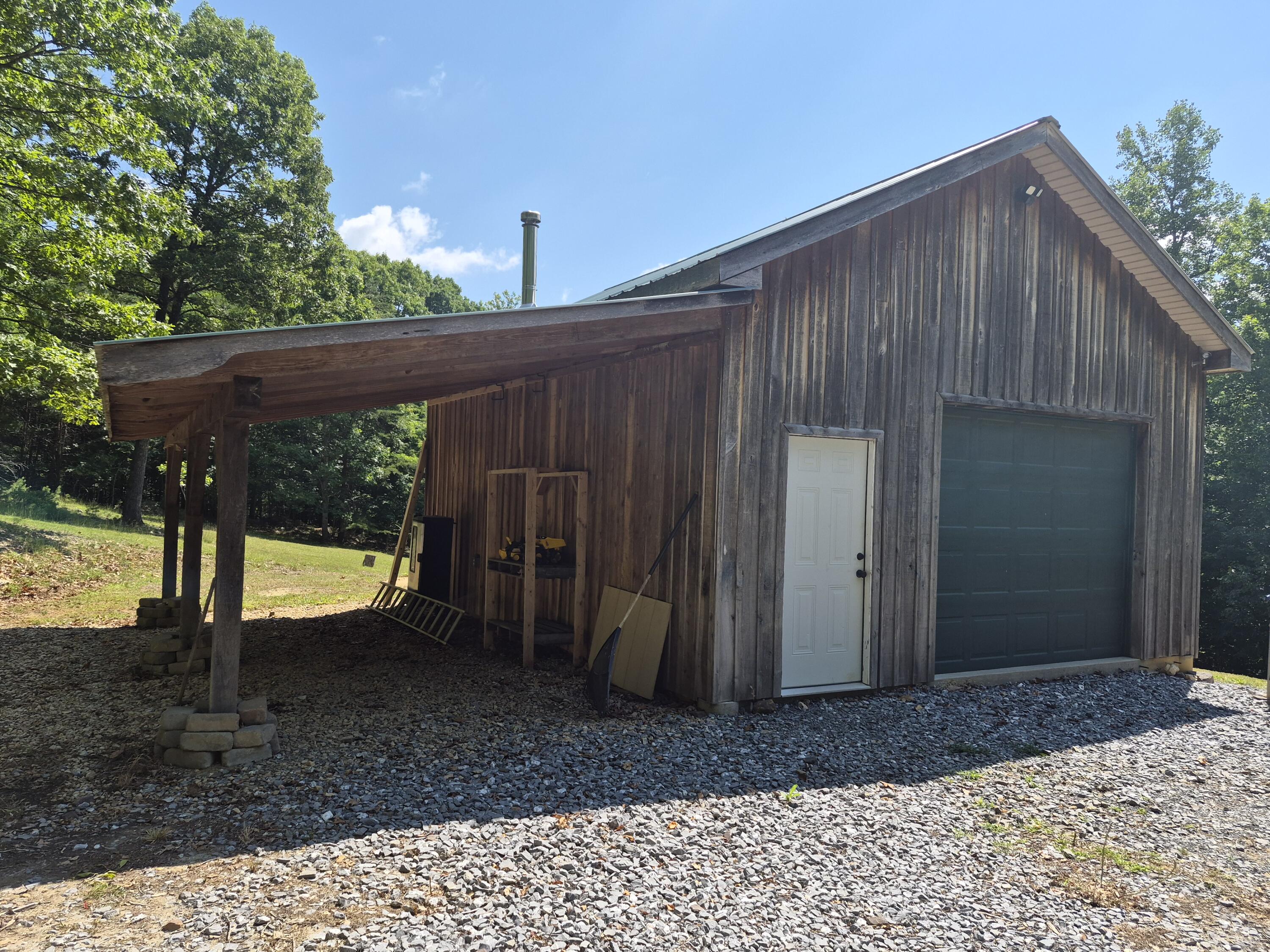 830 Honey Hollow Road