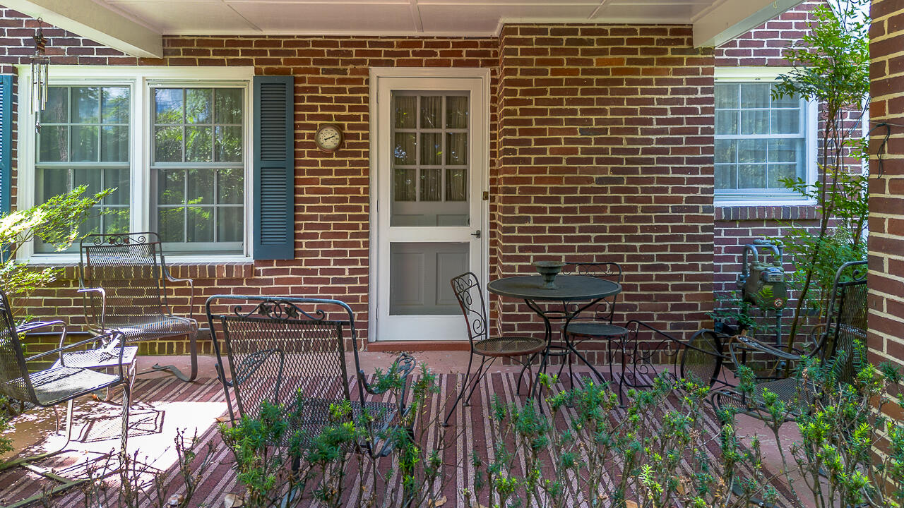 714 Thorn Hill Rd