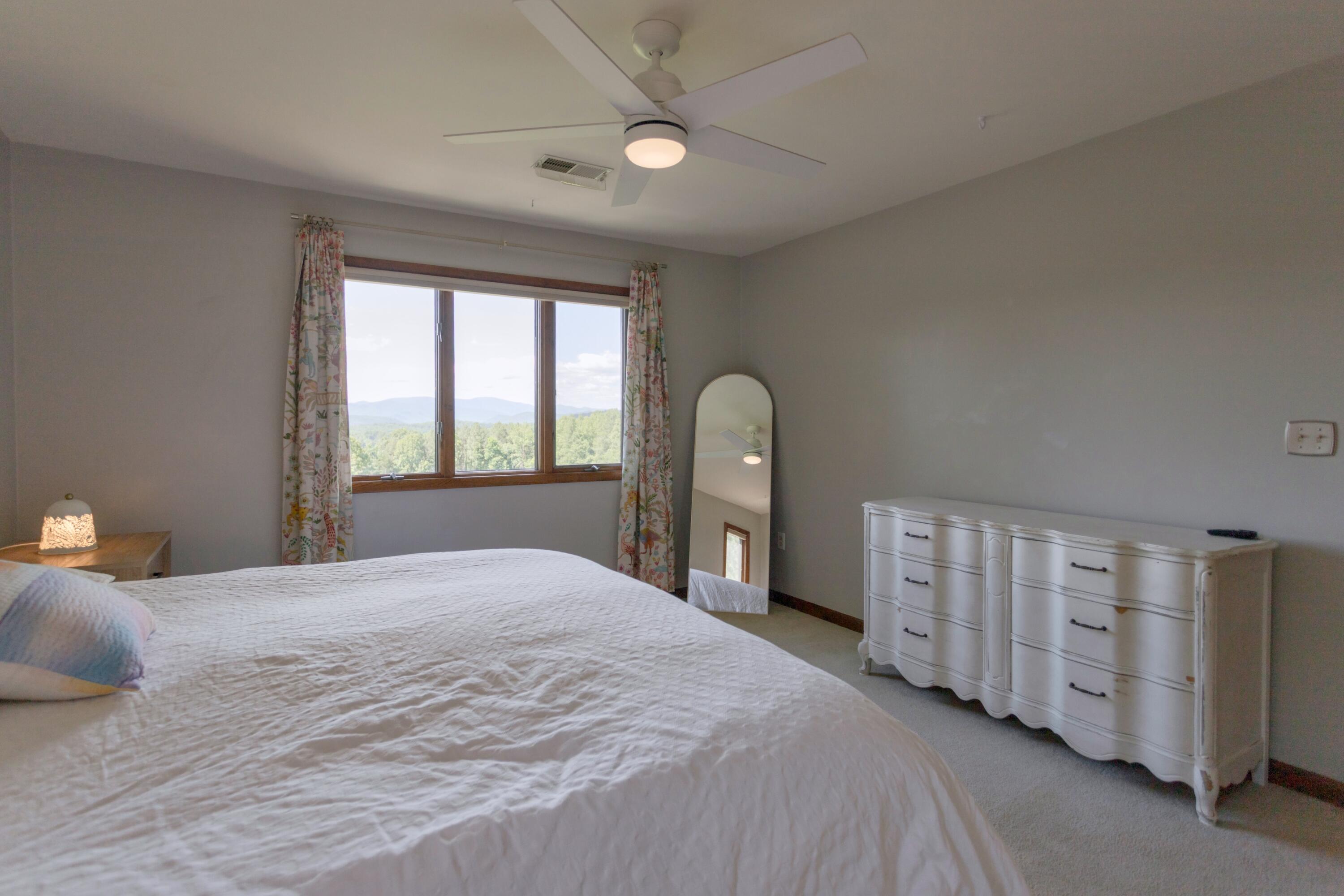 272 Dogwood Rise