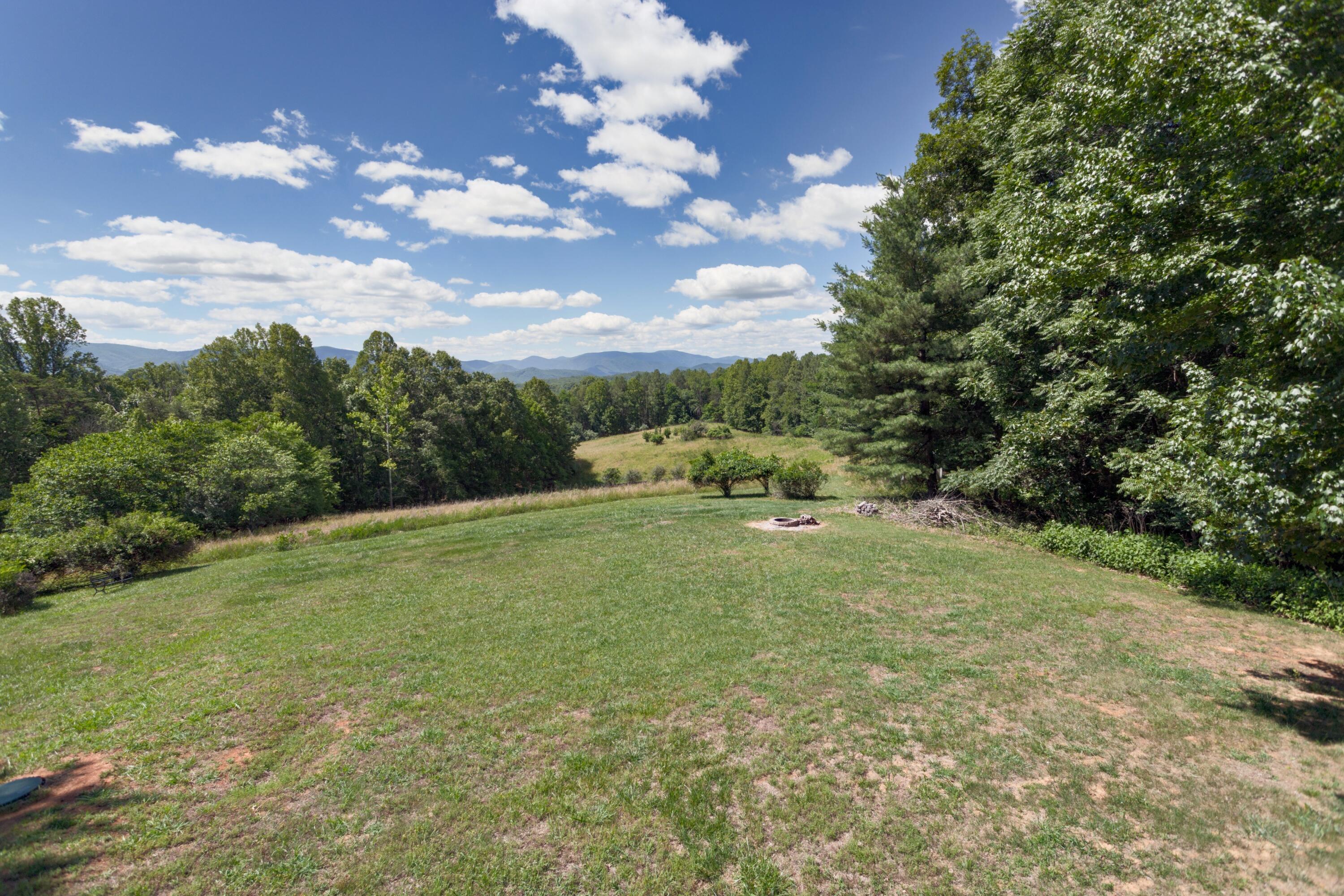 272 Dogwood Rise