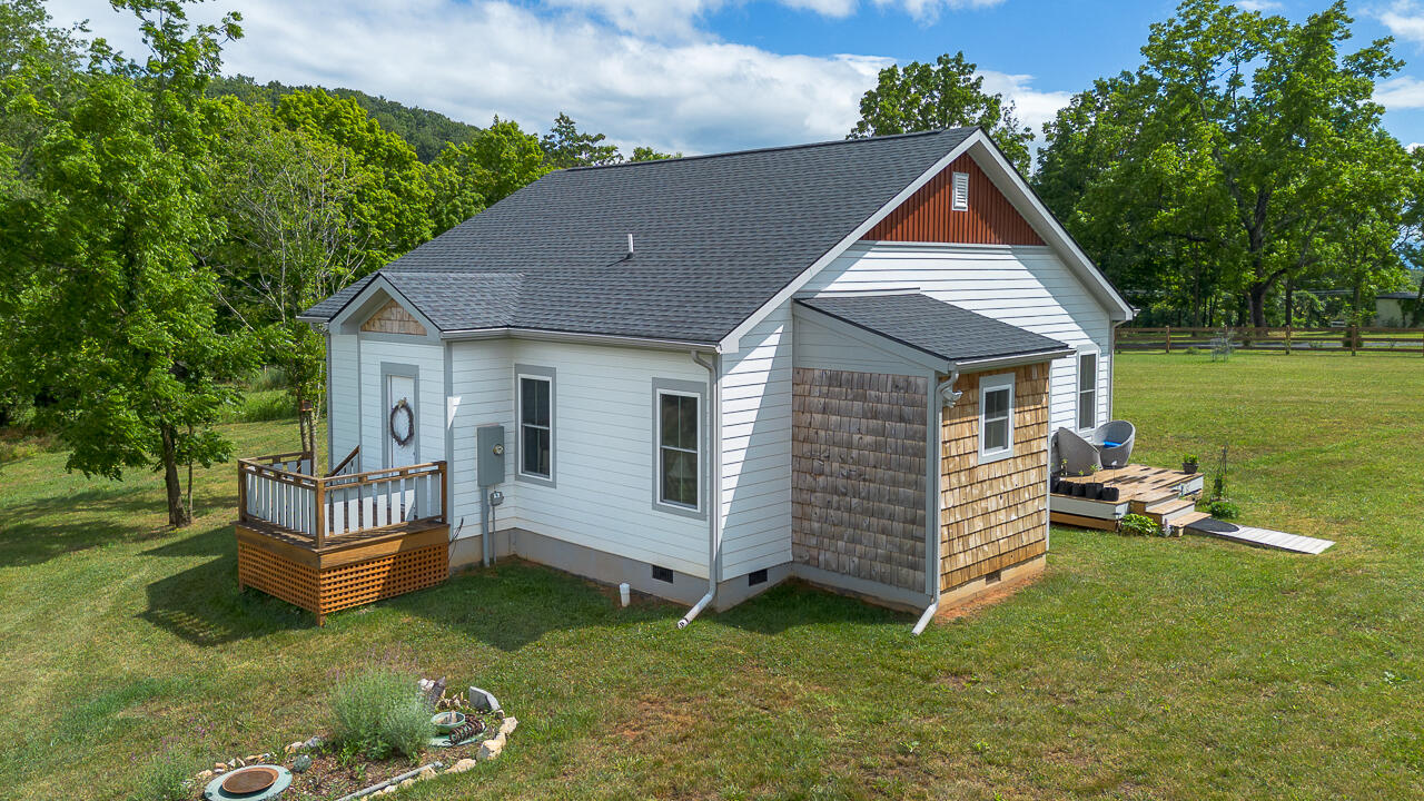 25 Asher Mountain Trl