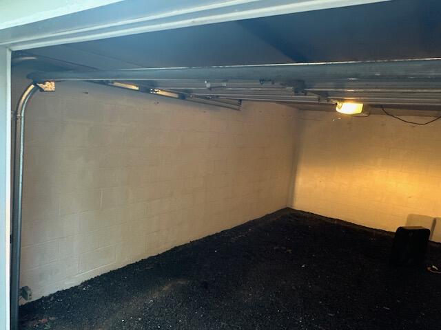 16 Whitmore St