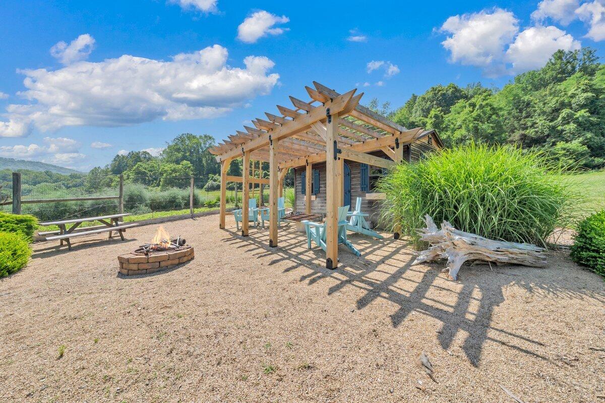 80 E Field Rd