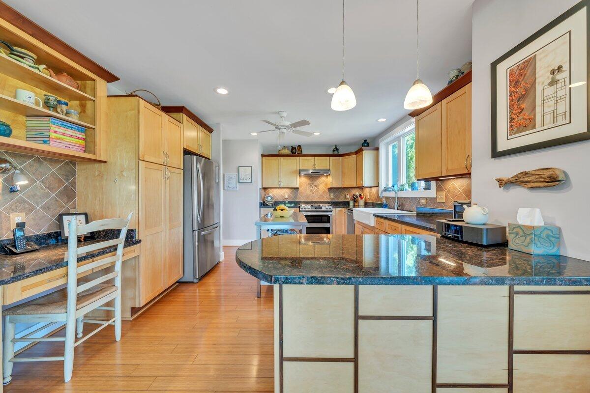 80 E Field Rd