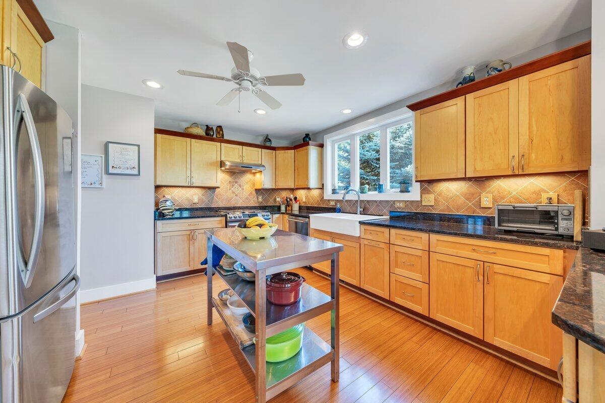 80 E Field Rd