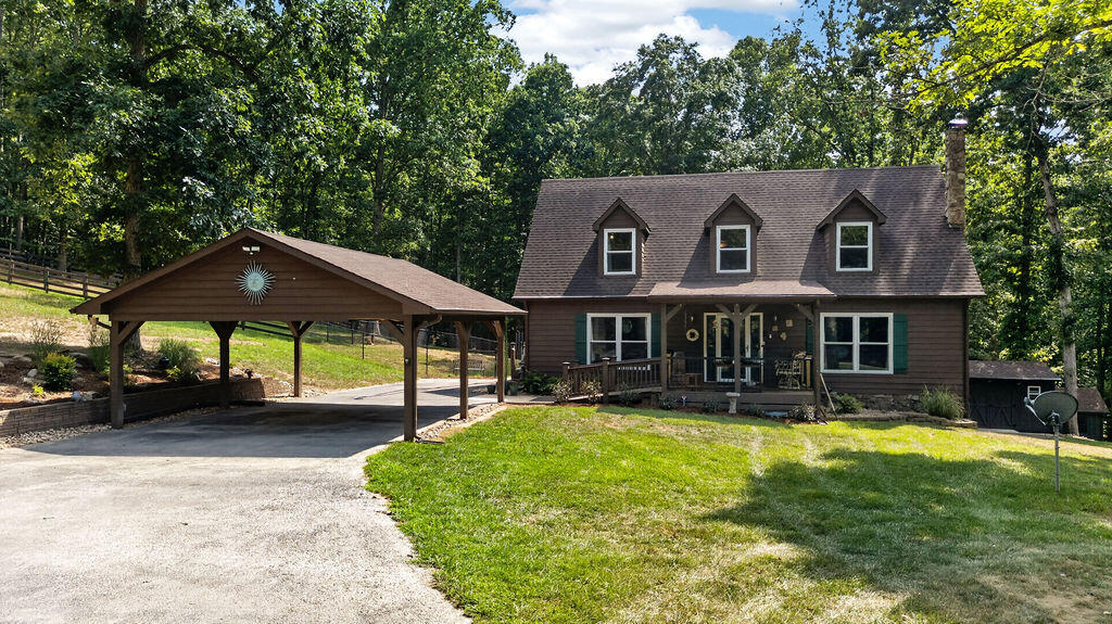 76 CLAN ALPINE Way