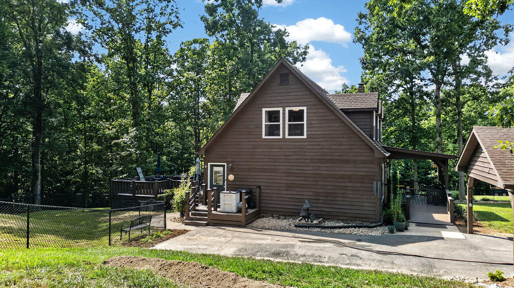 76 CLAN ALPINE Way
