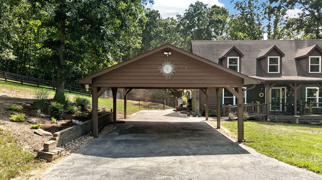 76 CLAN ALPINE Way