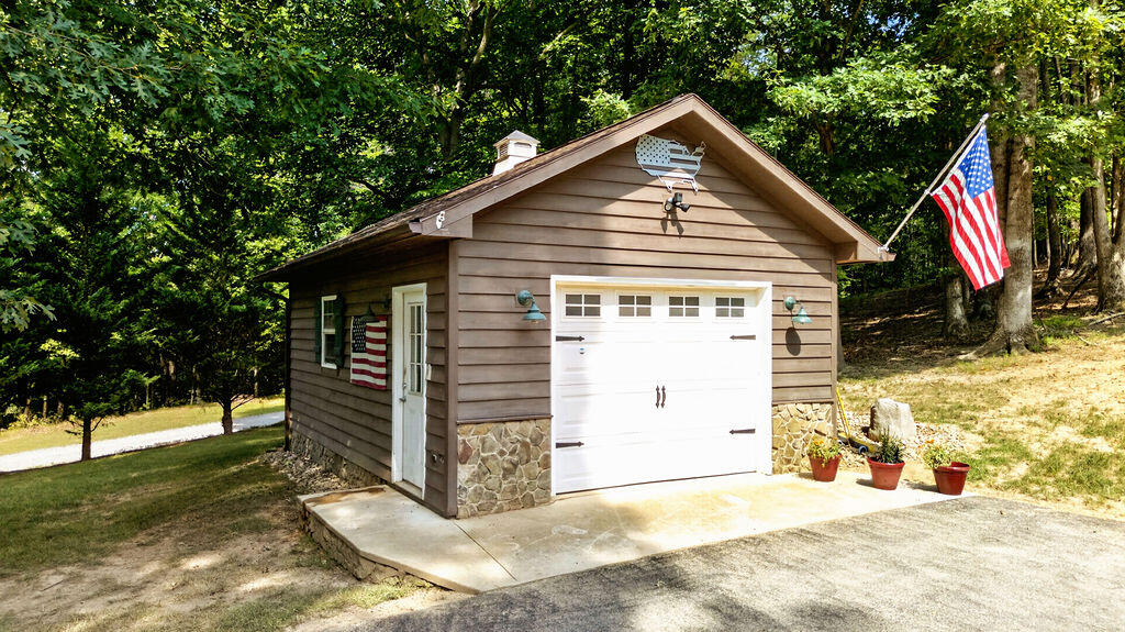 76 CLAN ALPINE Way