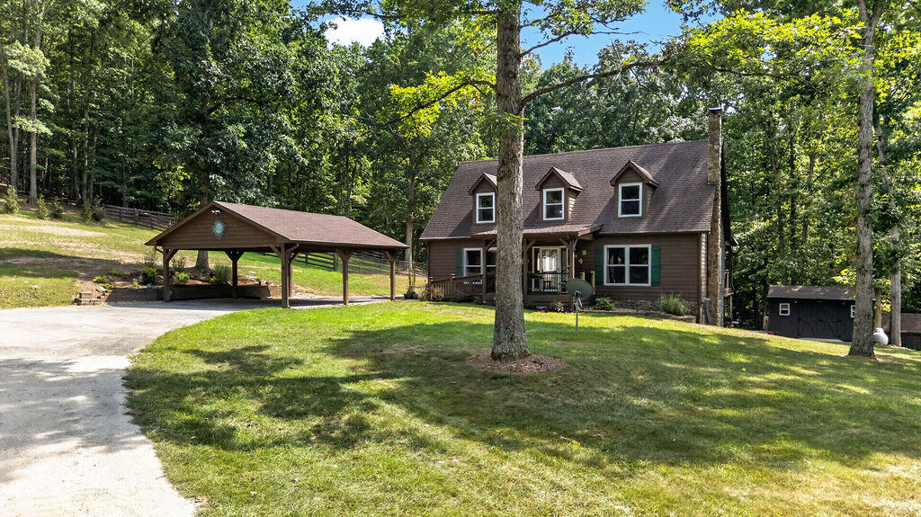 76 CLAN ALPINE Way