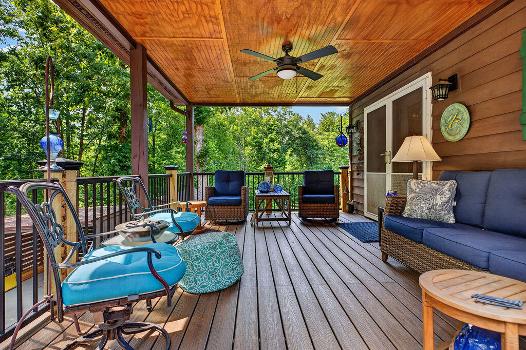 76 CLAN ALPINE Way