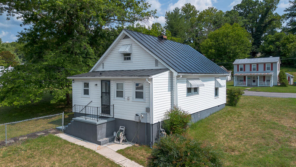 177 W 28TH St