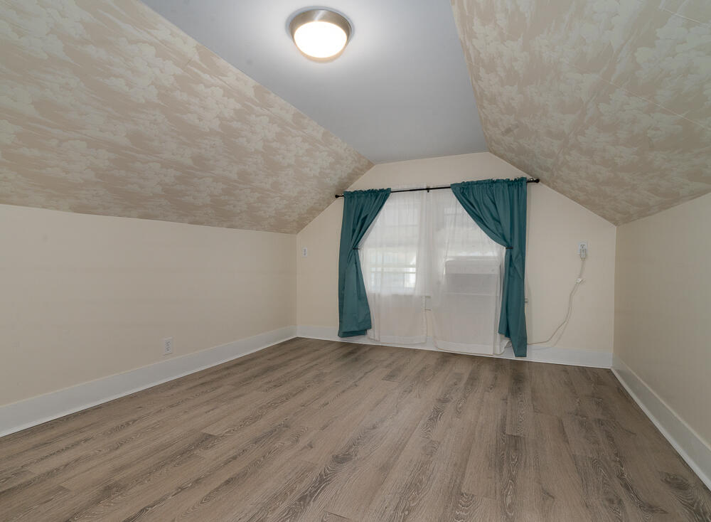 177 W 28TH St