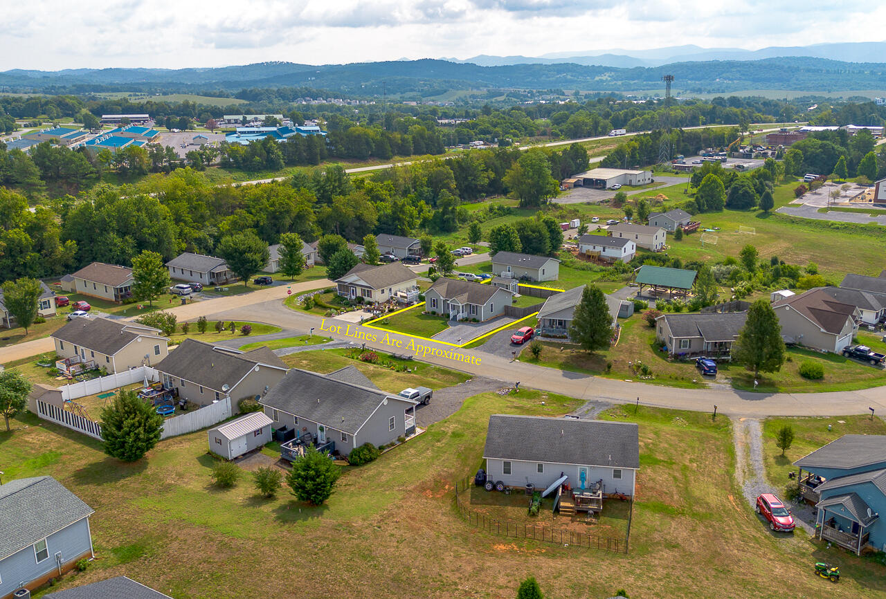 144 Village Way, 144