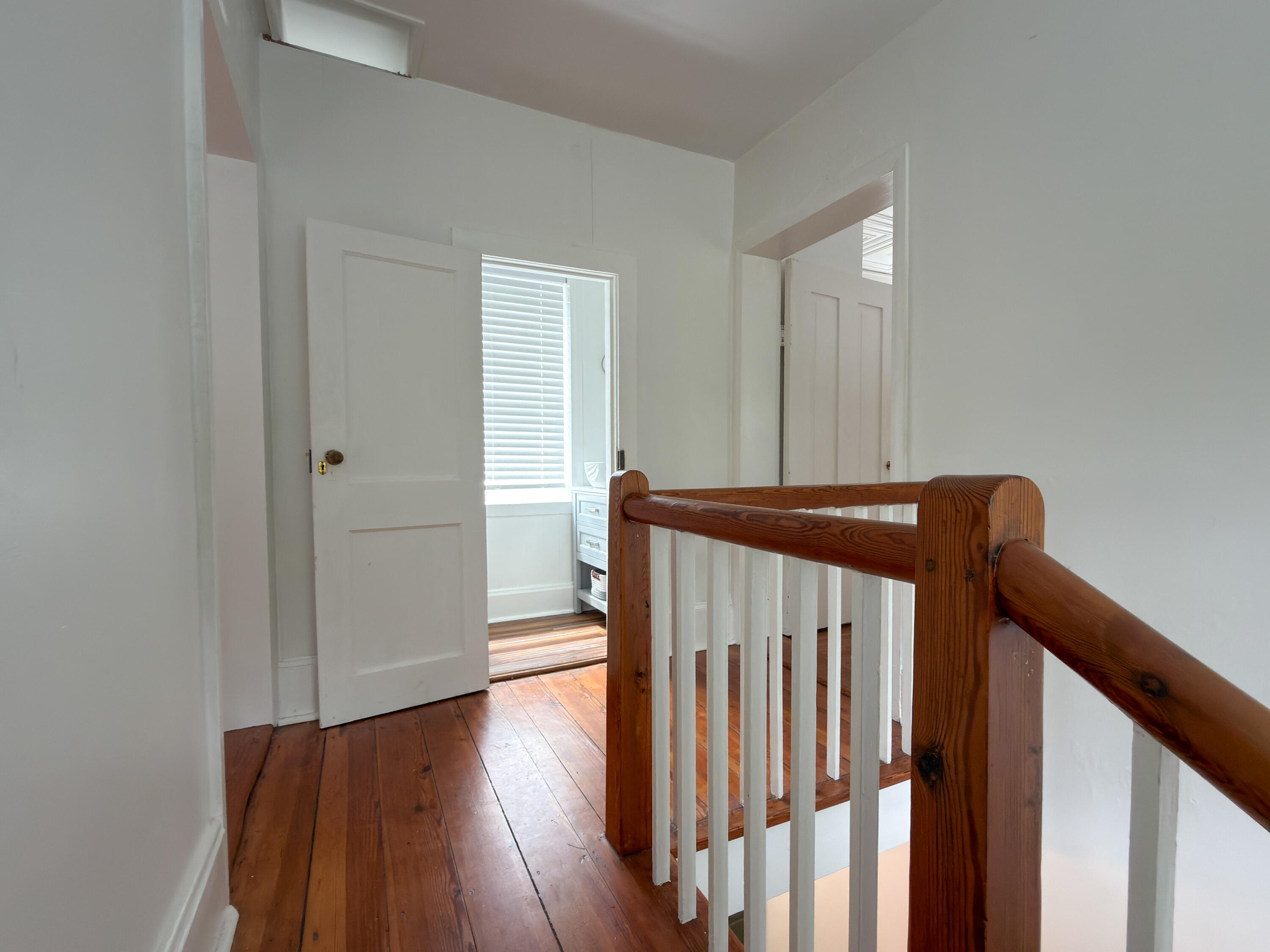541 S River Rd