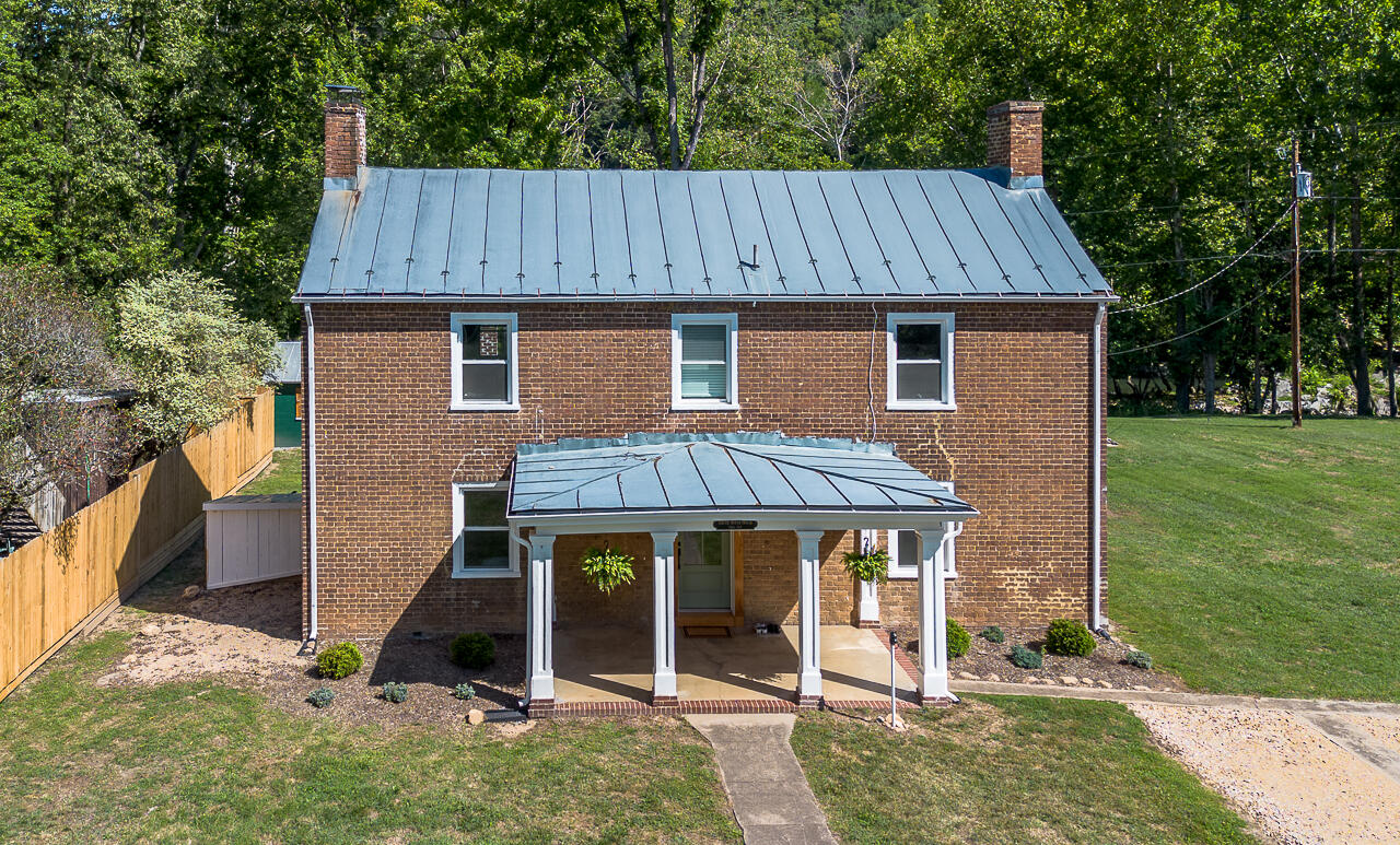 541 S River Rd