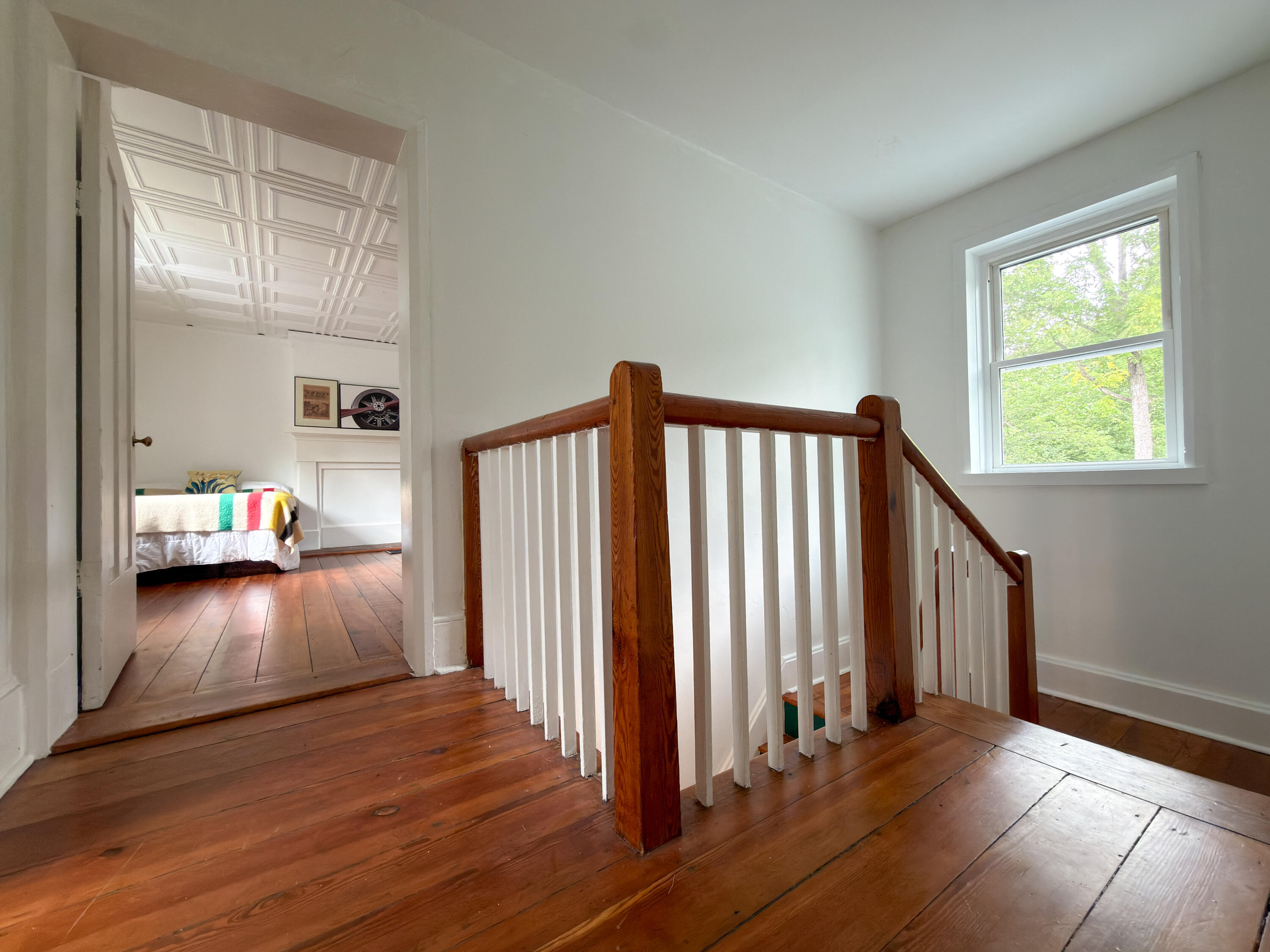 541 S River Rd