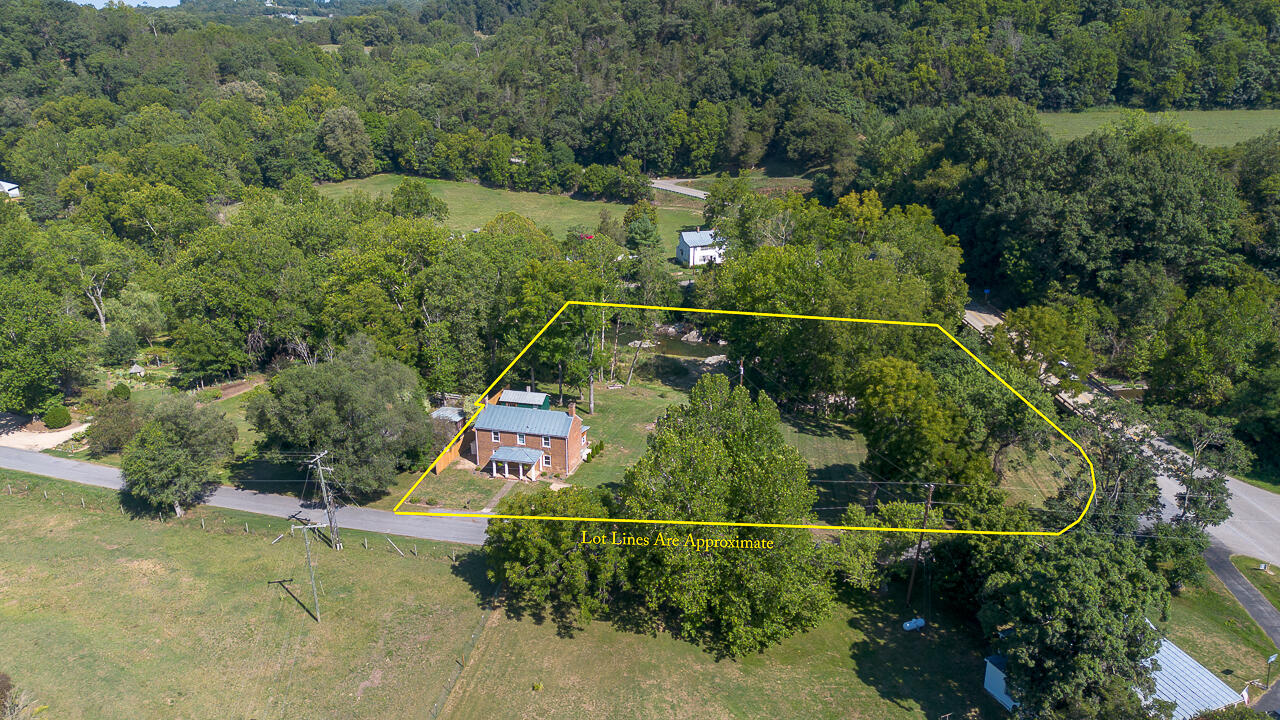 541 S River Rd