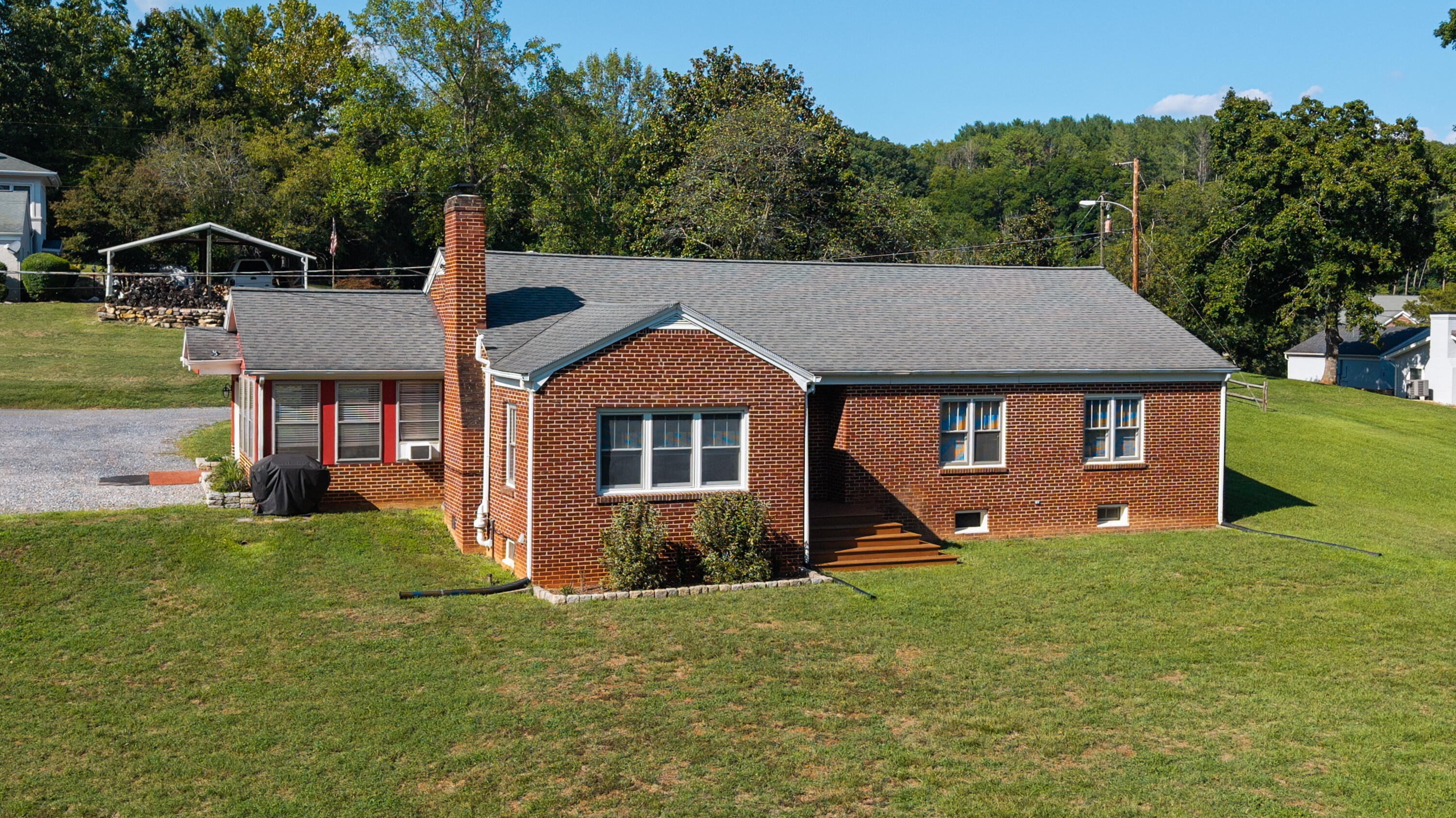 37 MERLIN Ln